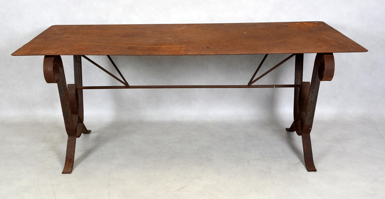 TRÄDGÅRDSBORD, järn, modern tillverkning.