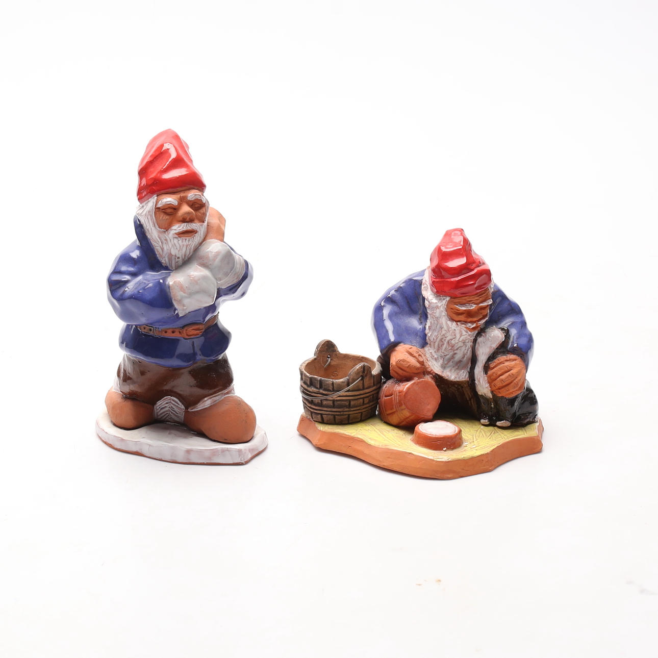 TOMTAR, 2 st, keramik, Nyyrka, Motala.