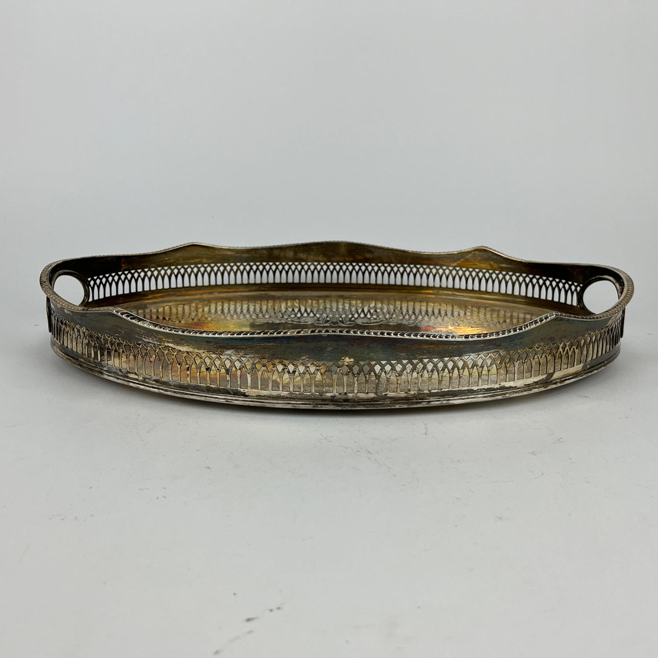 TRAY, pleats. JLH, England.