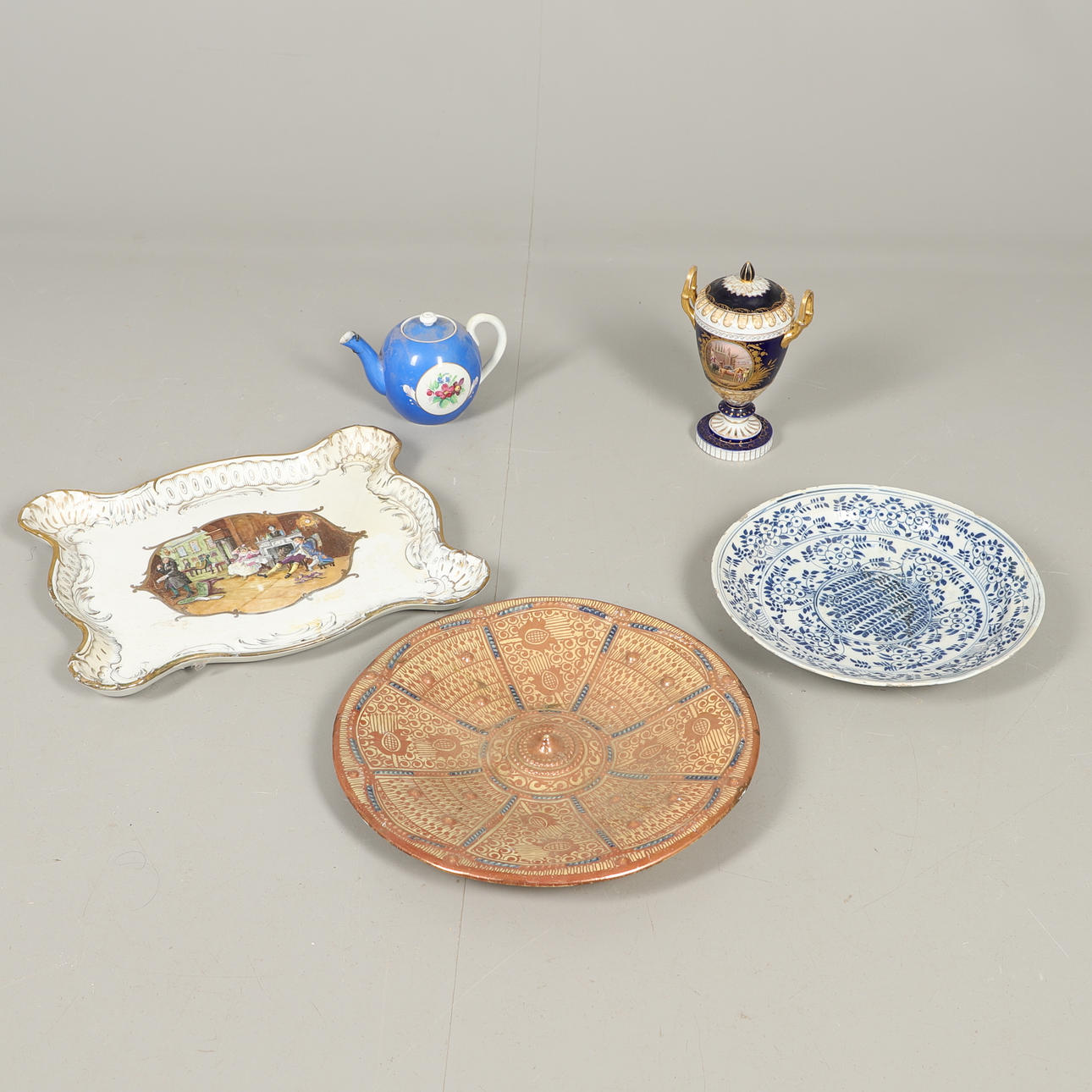 CONTINENTAL CERAMICS INCLUDING DELFT DISH & RUSSIAN TEAPOT.