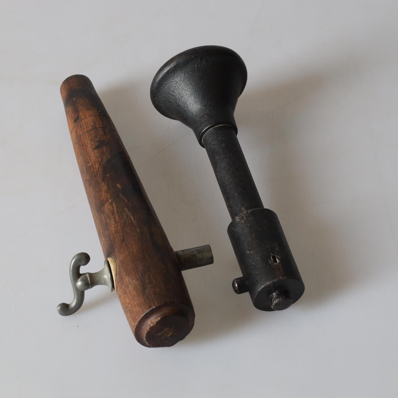 SLAKTMASK, för boskap, 1900-tal.