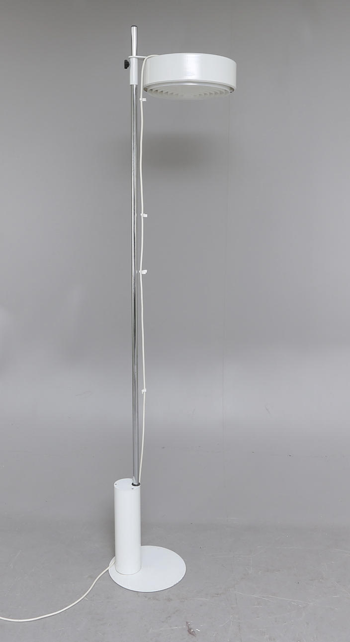 GOLVLAMPA, metall, Ateljé Lyktan AB, 1900-talets slut.