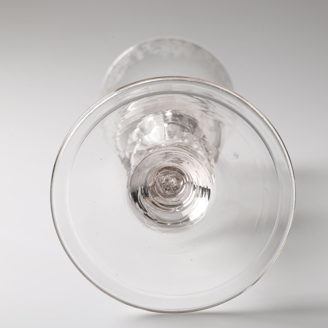 A glass beaker, cut with etched decor, 18th century. Glass - Utility ...
