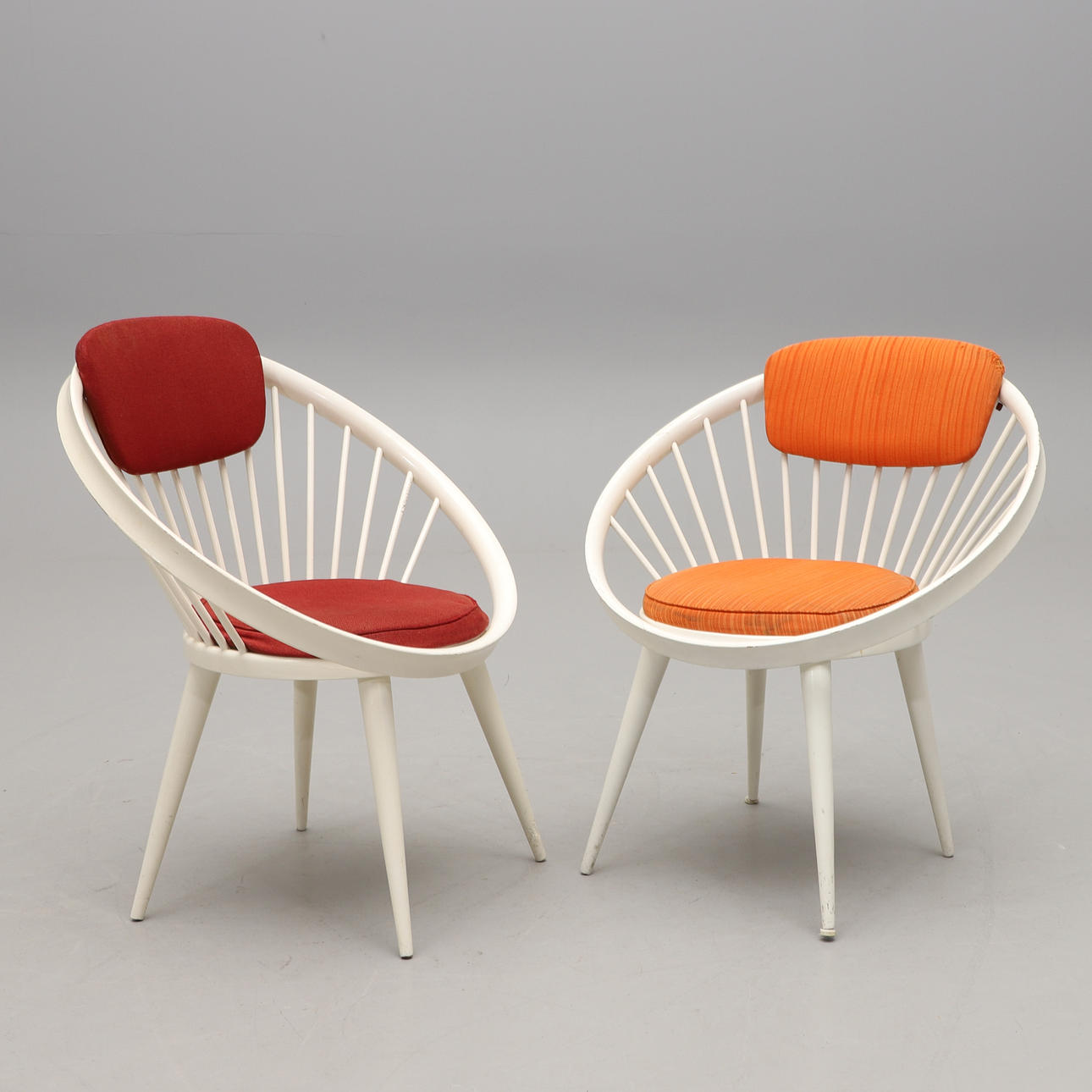 STOLAR, 2 st, "Circle Chair", 1900-talets andra hälft.