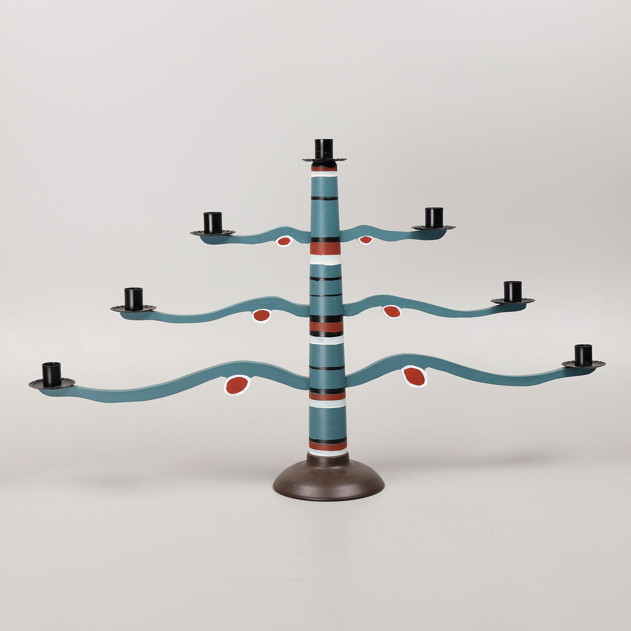 SKATELÖVSLJUSSTAKE, bemålat trä, 1991.