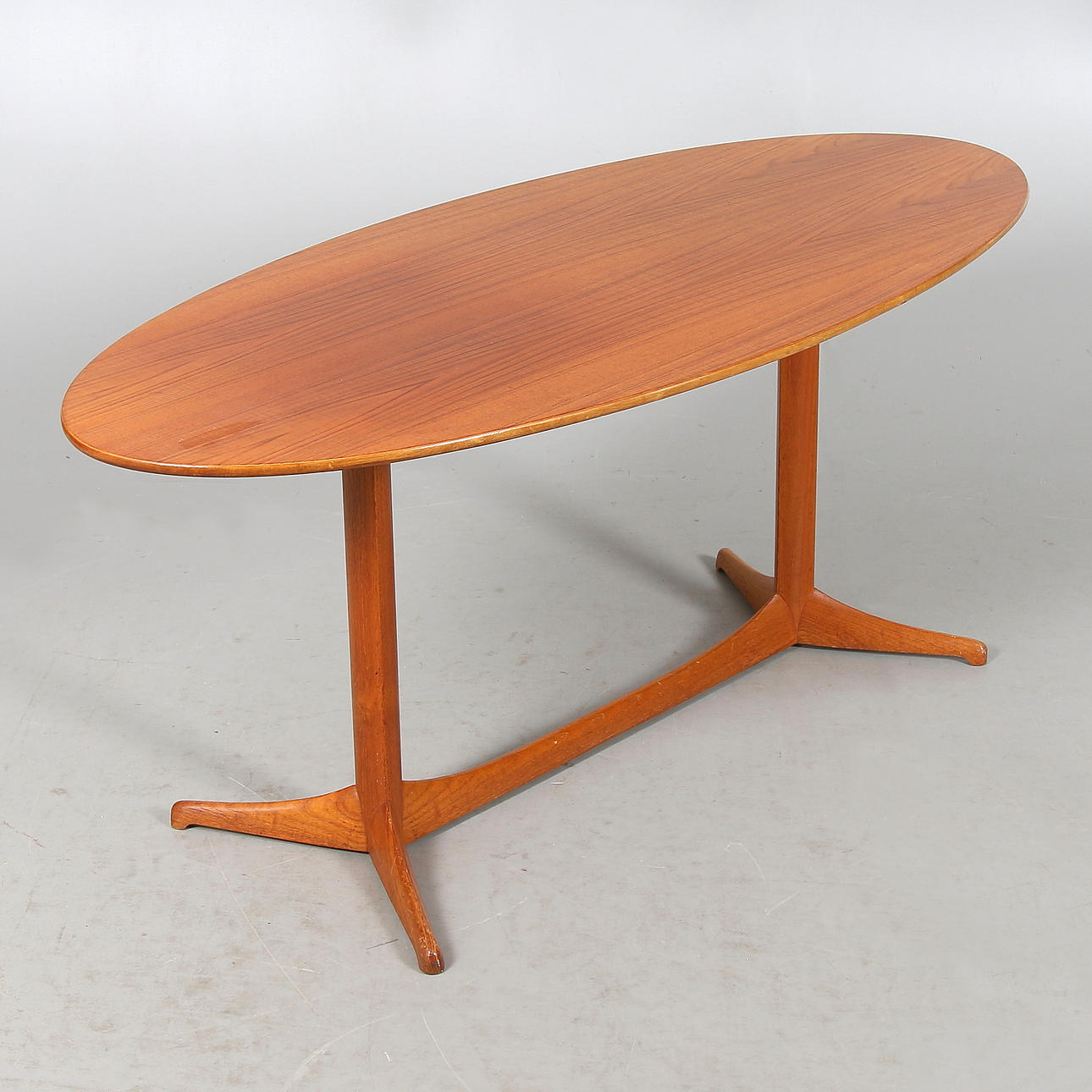 KERSTIN HÖRLIN-HOLMQUIST. Soffbord, "Plommonet" ur serien "Paradiset", Triva-serien, Nordiska Kompaniet NK, 1959.