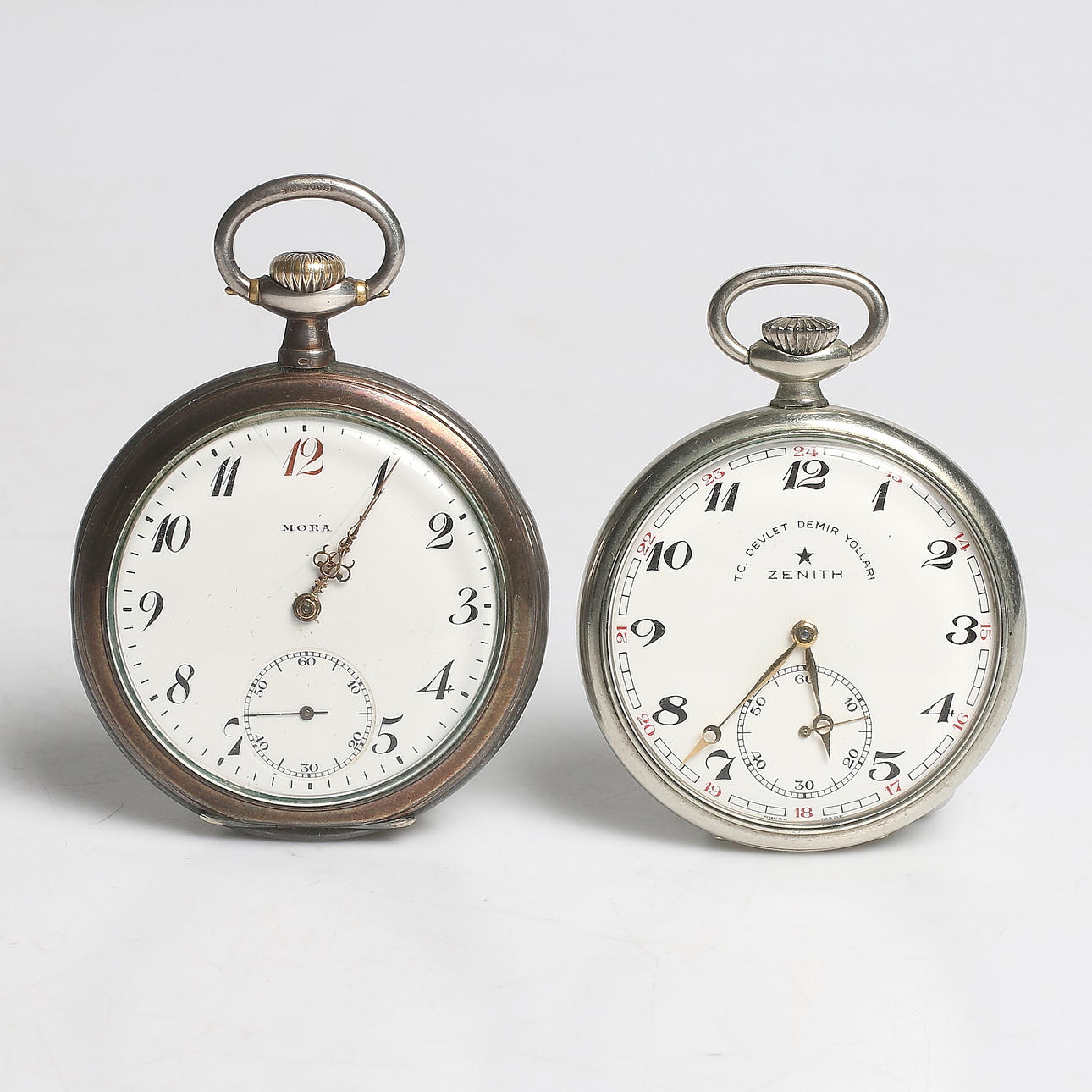 FICKUR, 2 st, silver, Zenith och Mora. 18/1900-tal.