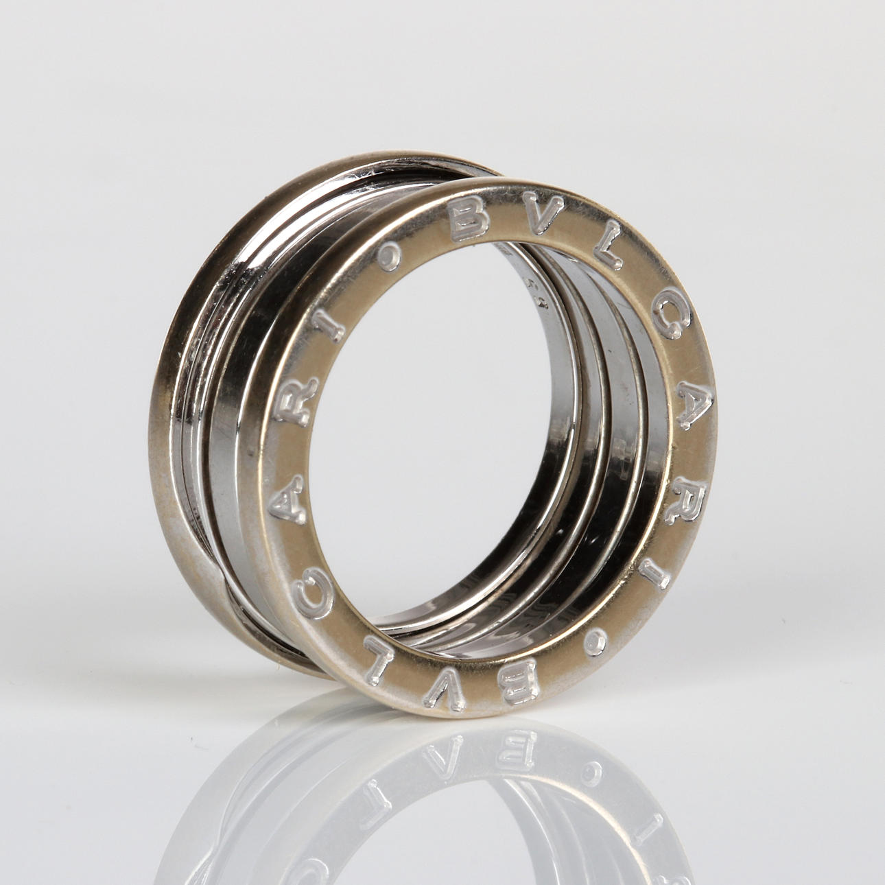 BULGARI, RING „B ZERO 1", 18 Karat Weißgold.