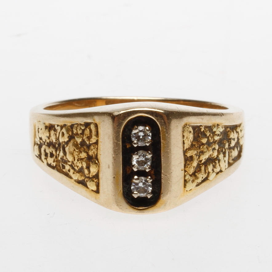 RING, 14k guld, vikt ca 11,7 gr.