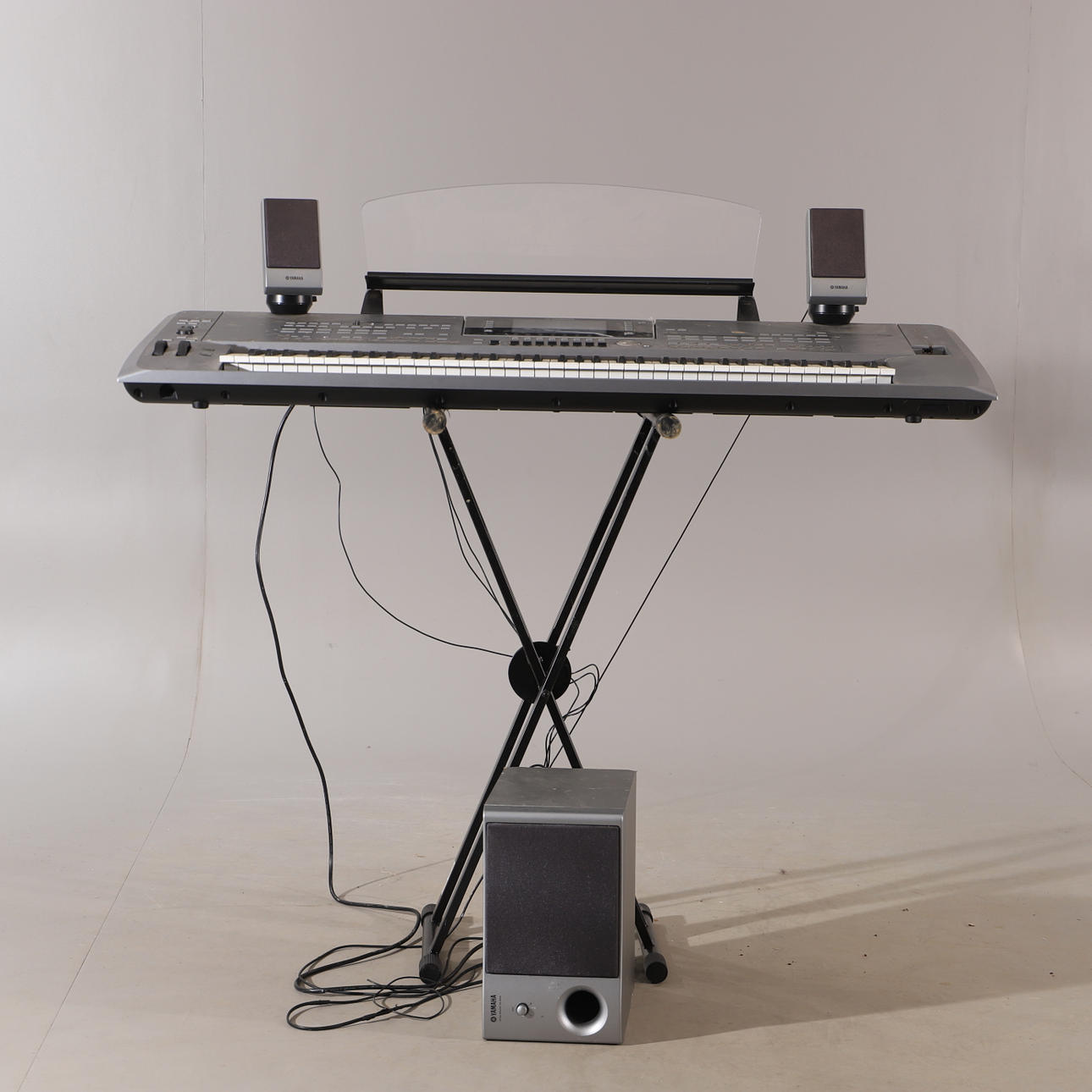 TECLADO, Yamaha Tyros 5.