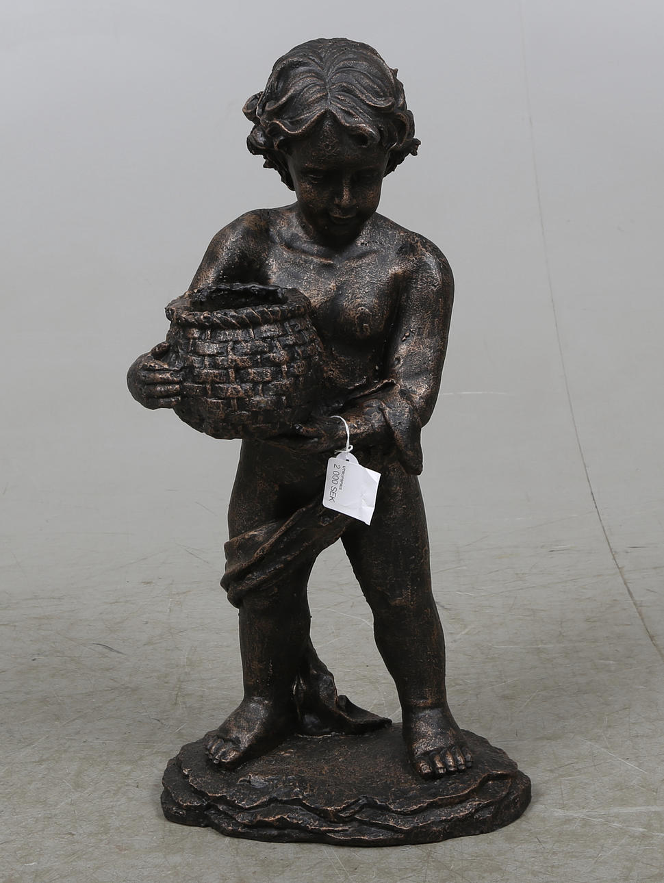 TRÄDGÅRDSSKULPTUR, patinerad gjutjärn, 2000-tal.