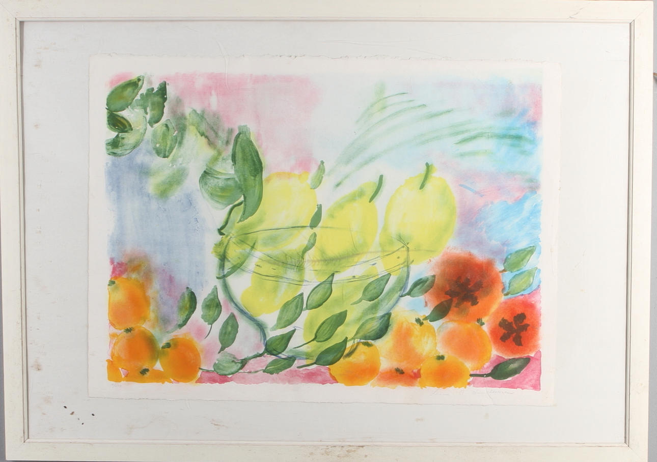 LENA LINDERHOLM. Blomsterstilleben, färglitografi, signerad och numrerad 12/225.