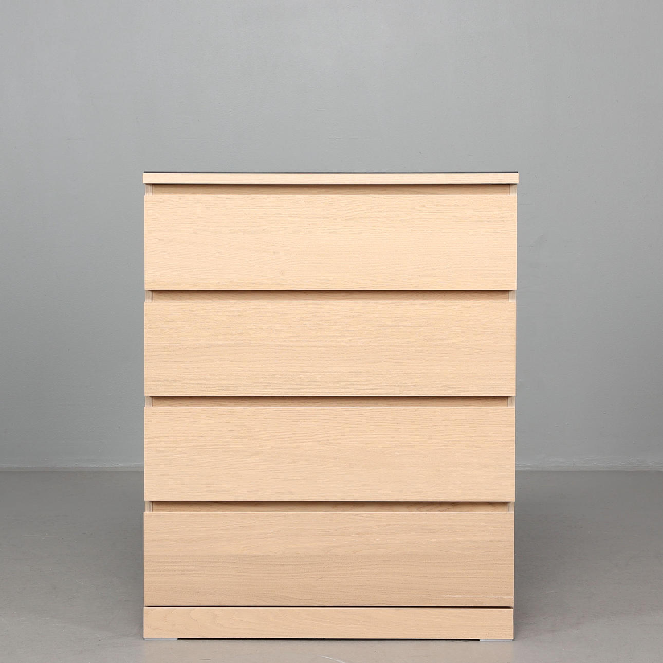 Còmoda de cajones «Malm», chapa de roble, IKEA.