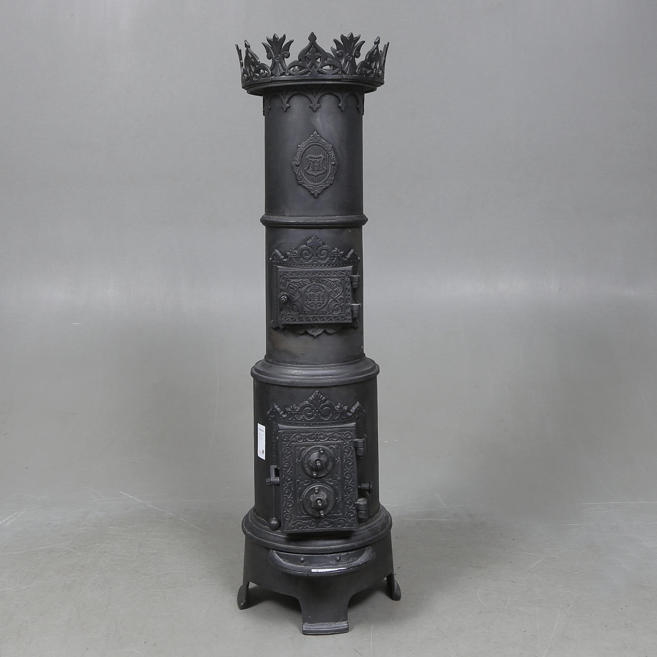 Ein gusseiserner Ofen, Hamar Jernstøperi Nr. 11, Norwegen.