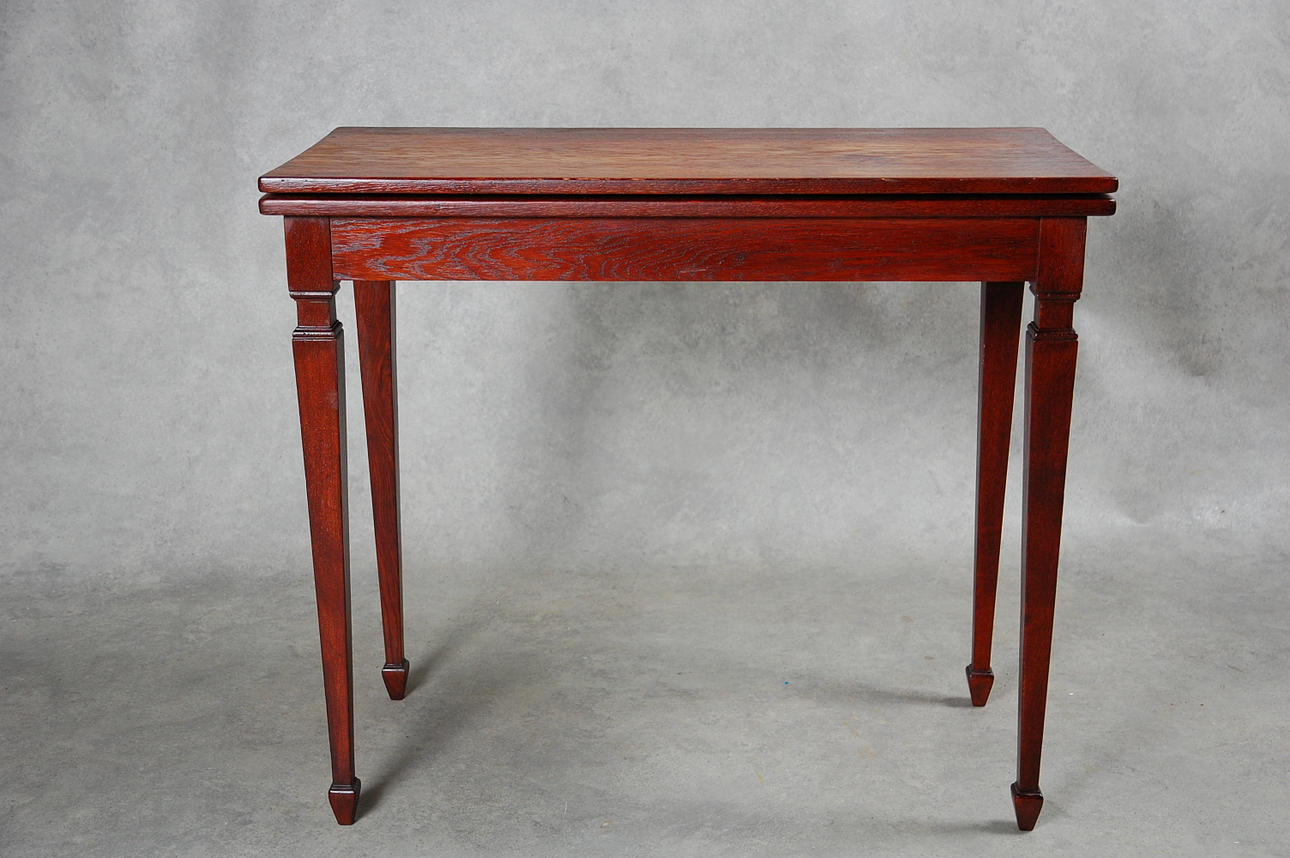 SPELBORD, gustavianskstil, 1900-tal.