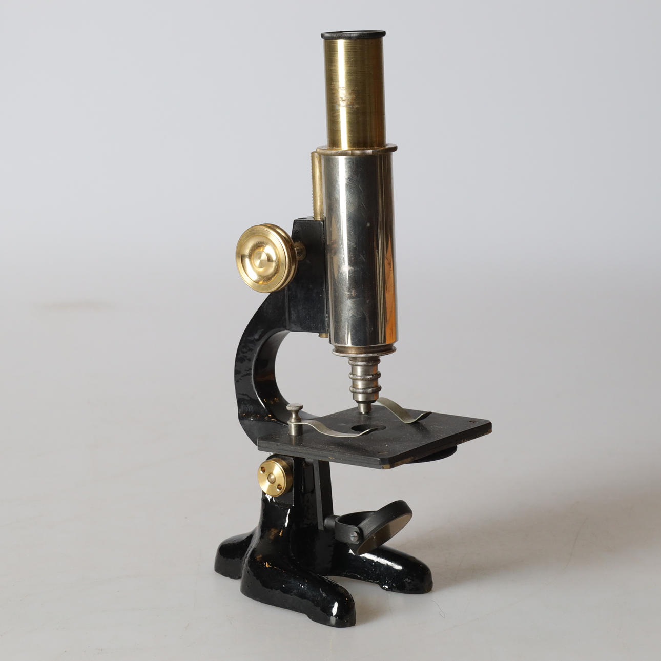 MIKROSKOP, 19. Jahrhundert.