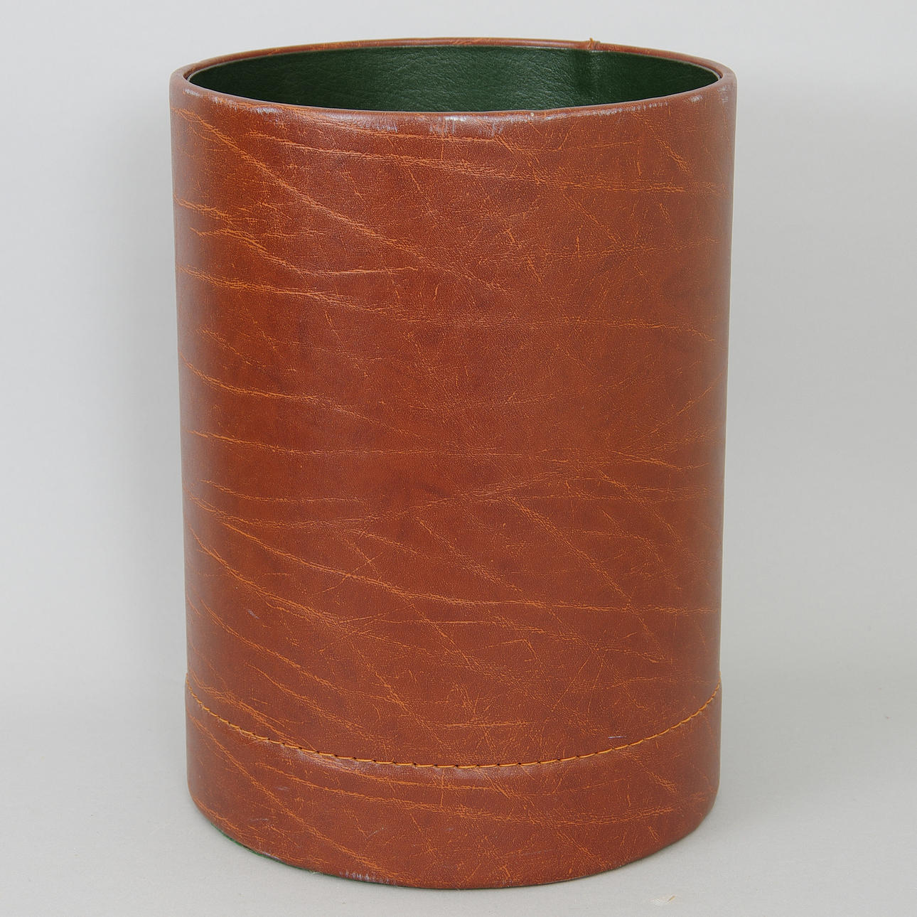 PAPPERSKORG, brunt skinn, engelsk stil.