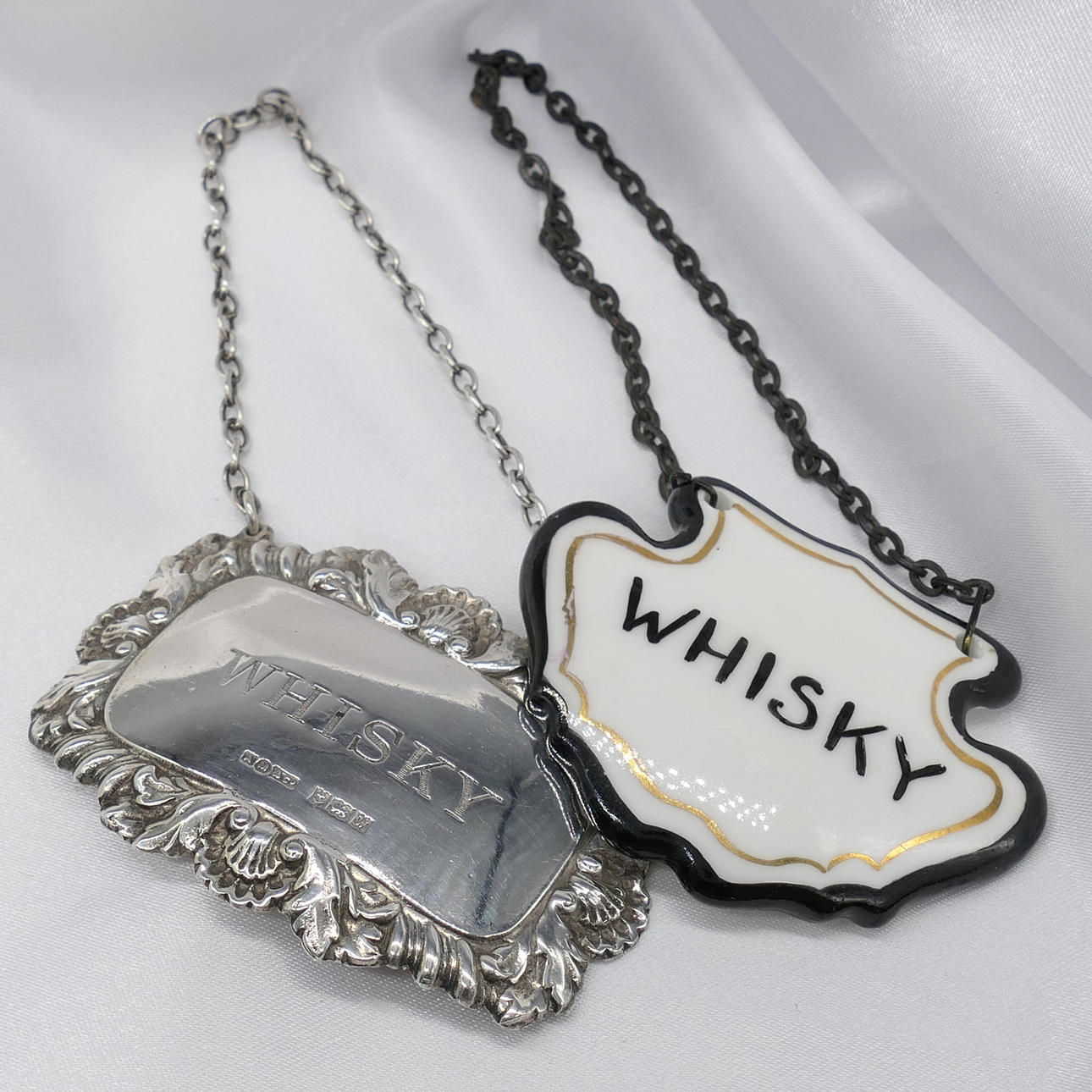 VINTAGE SILVER WHISKY karaffetiketter.