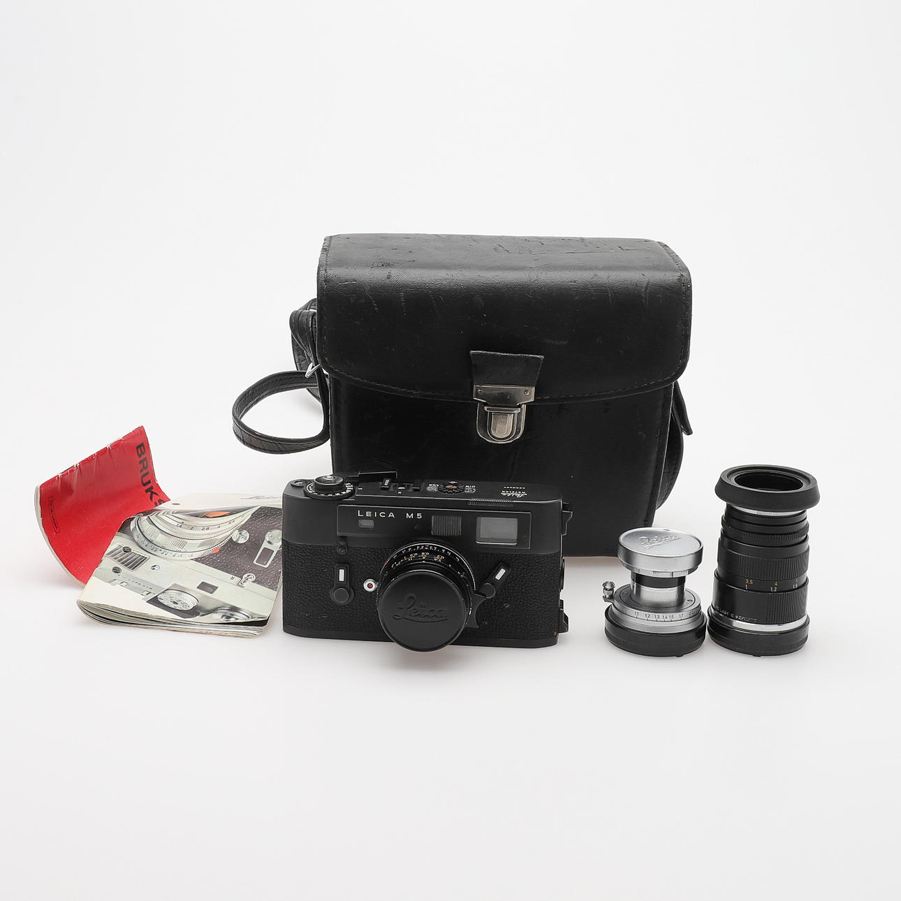 KAMERA, LEICA M5 MED TRE OBJEKTIV.