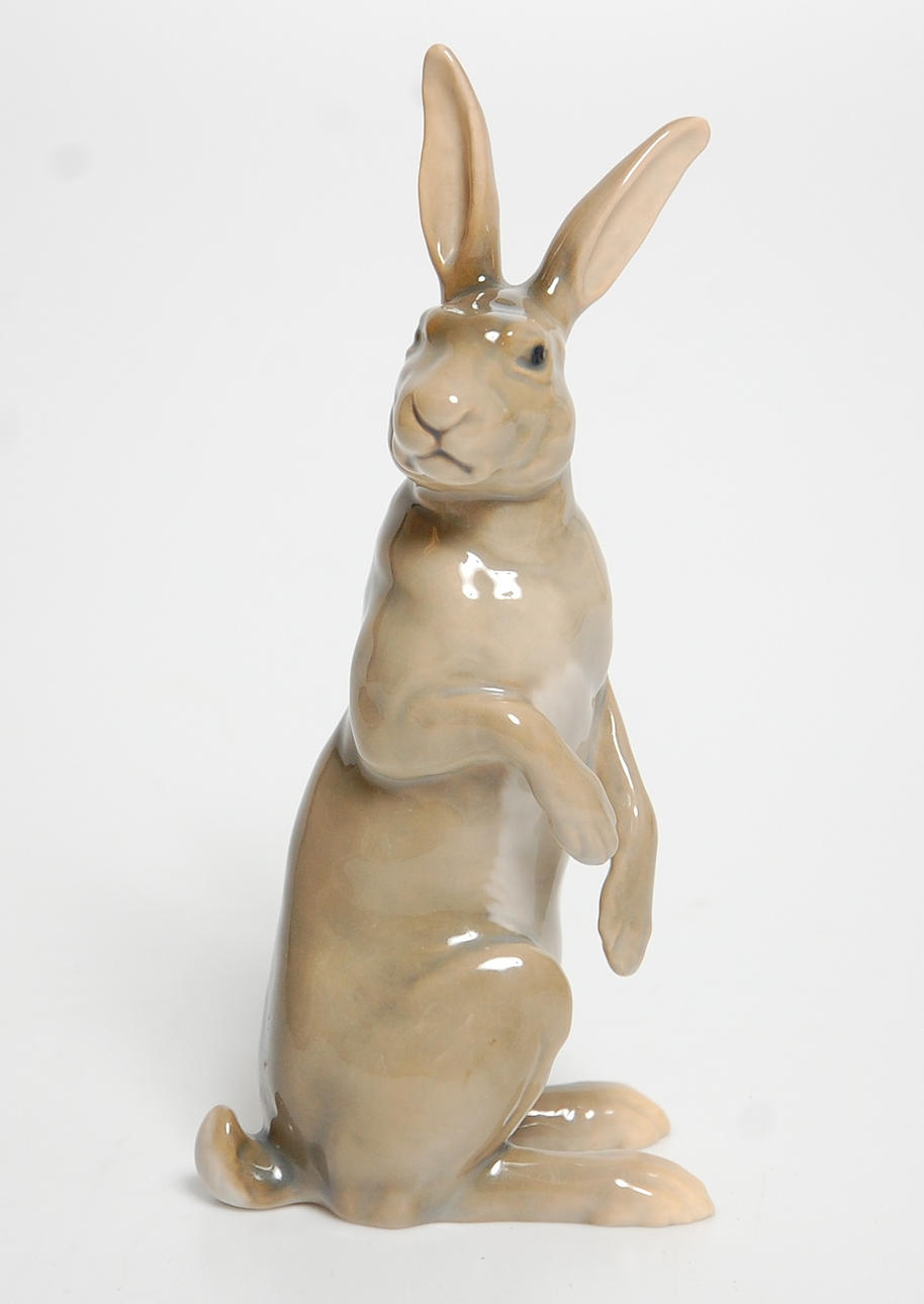 FIGURIN, porslin " hare " Bing & Gröndahl Nr: 2080.