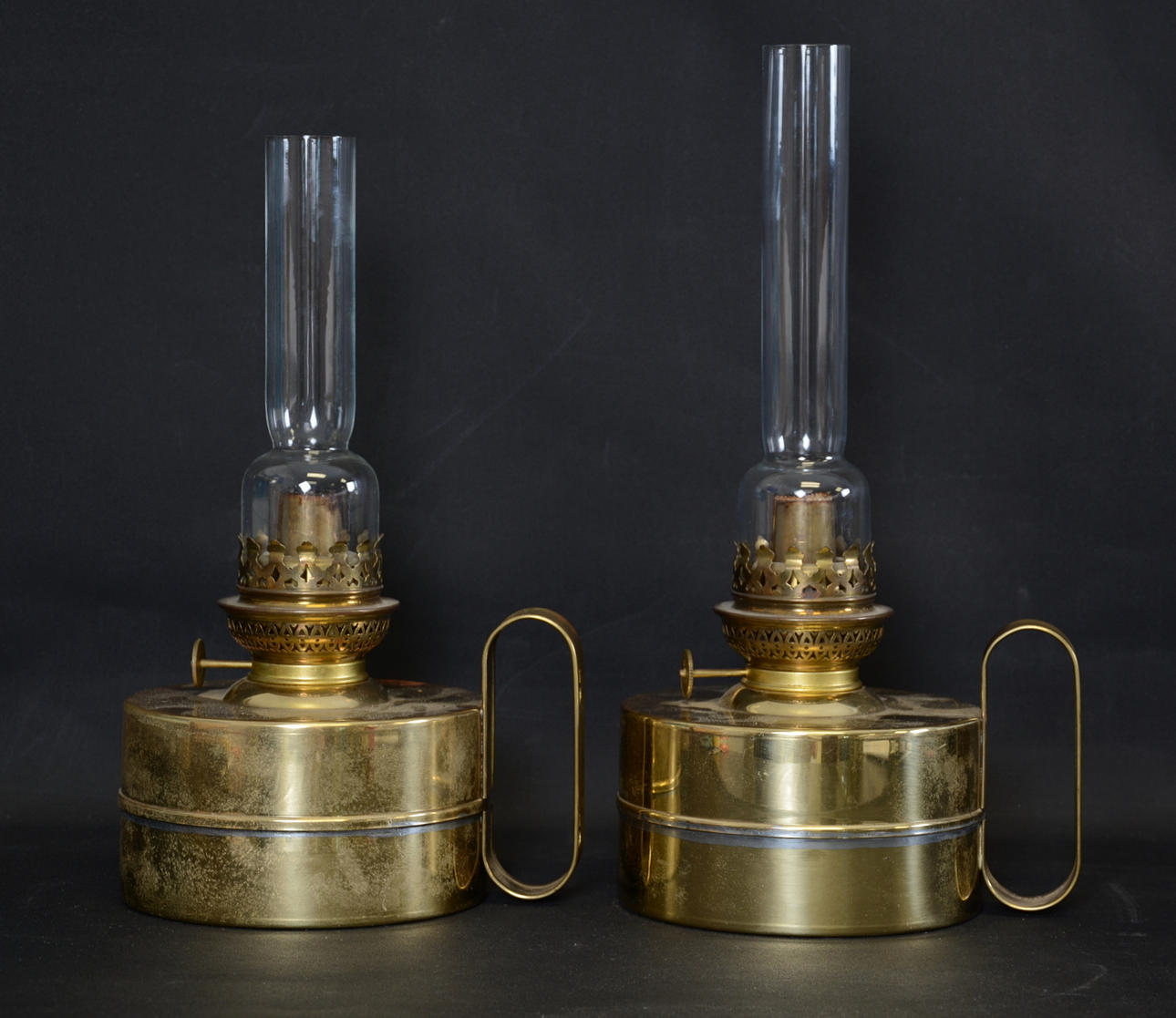 FOTOGENLAMPOR, 1-par, mässing, 1900-talets andra hälft.