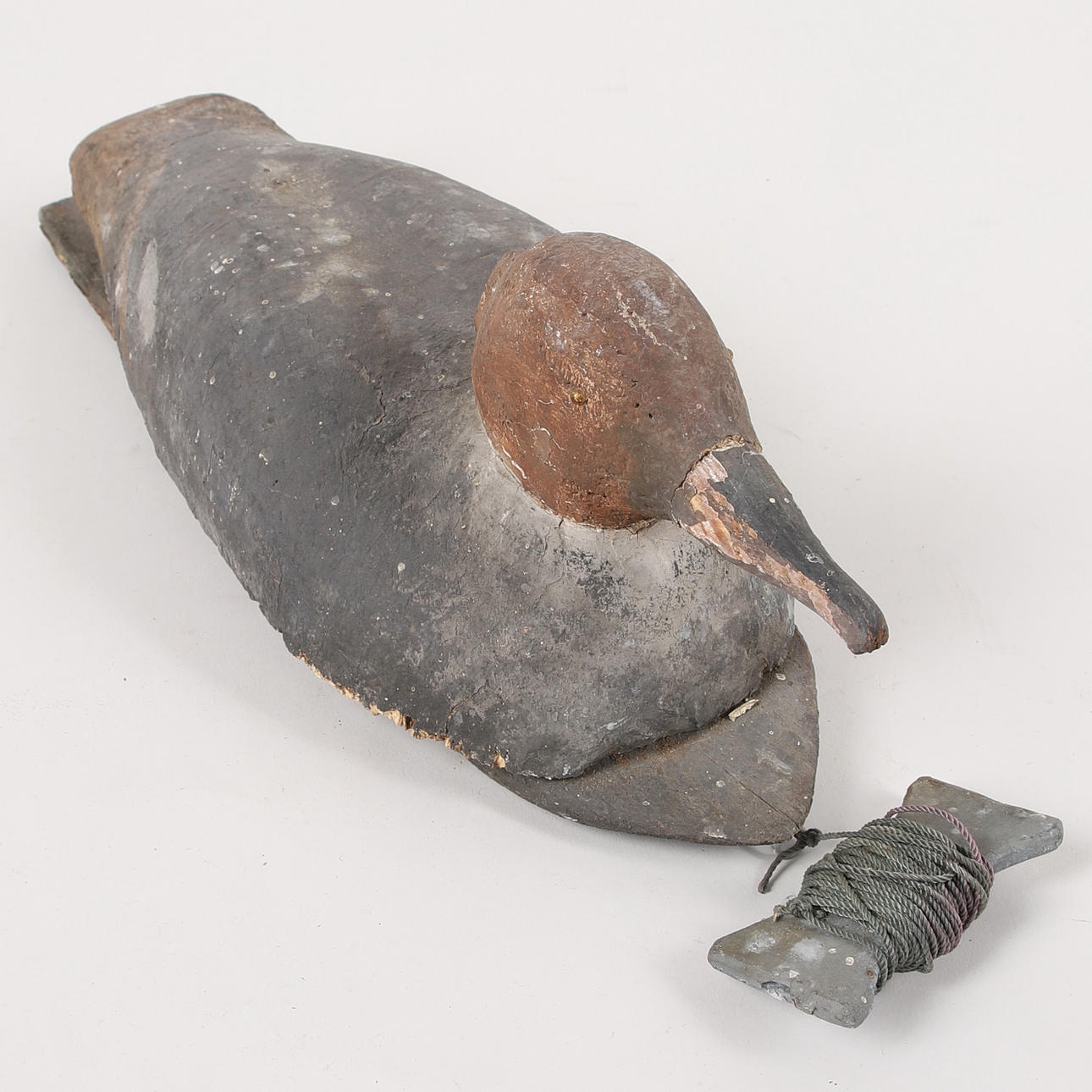 VETTE, malet træ, 1800-tallet.