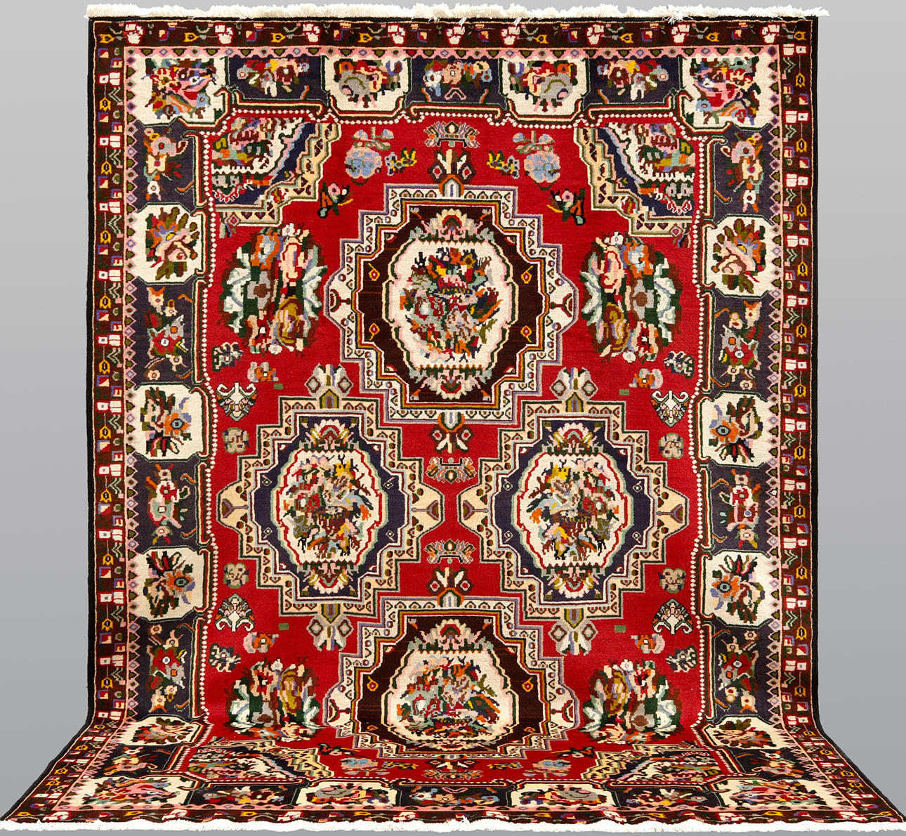 CARPET. Baktiari, circa 293 x 219 cm.