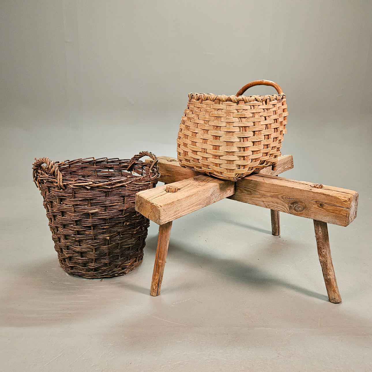 ALL-PURPOSE OBJECTS, 3 pieces.