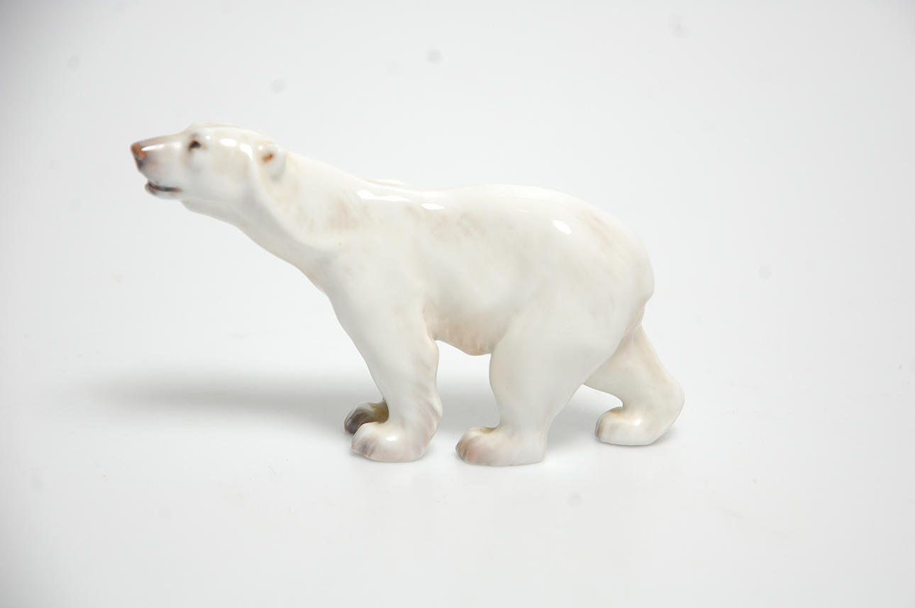 FIGURIN, porslin, Dahl Jensen Royal Copenhagen Nr: 1138.