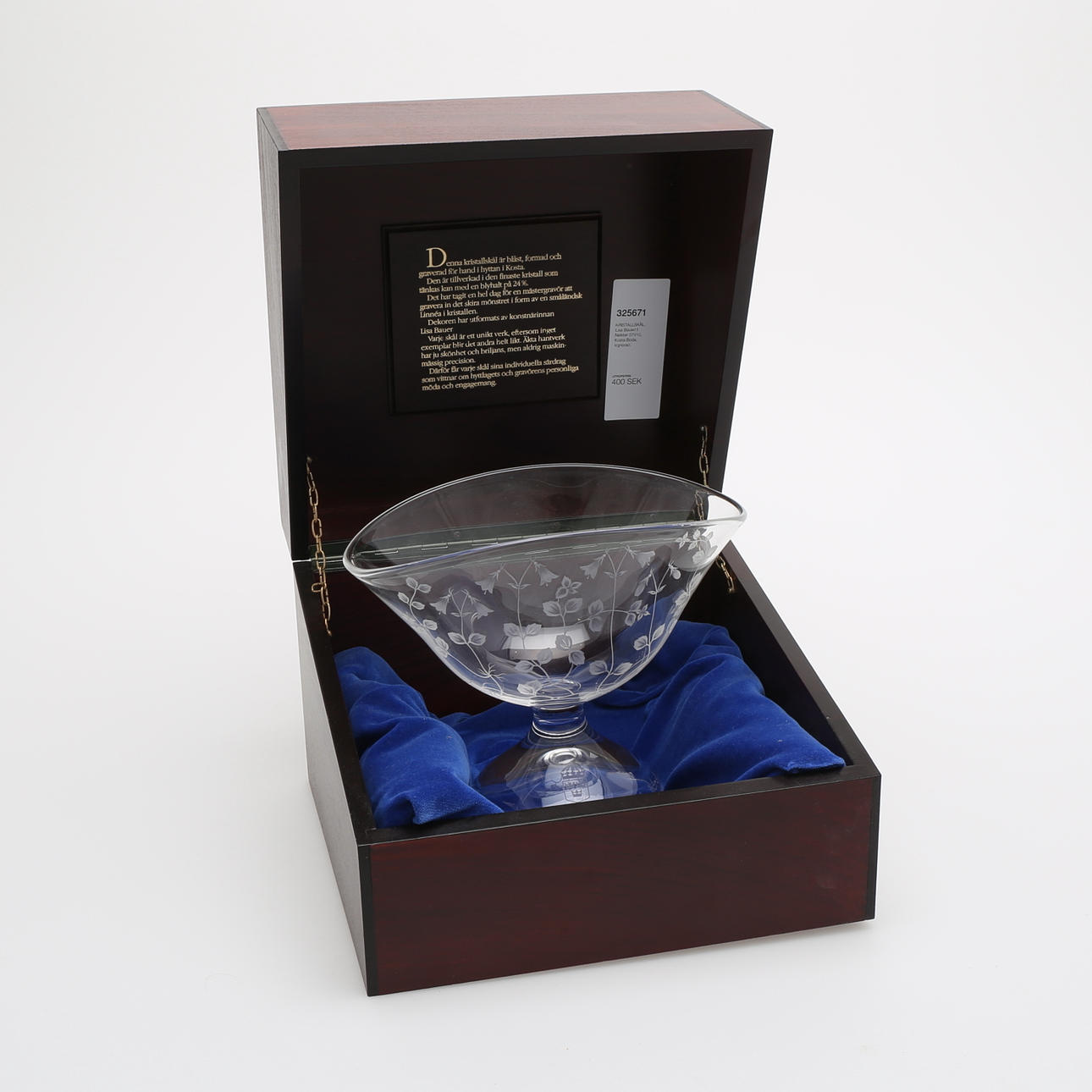 KRISTALLSKÅL, Lisa Bauer/ I Neikter 57910, Kosta Boda, signerad.