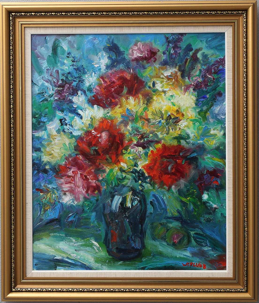 OIDENTIFIERAD KONSTNÄR. Blomsterstilleben, olja på duk, signerad L E Widlund.