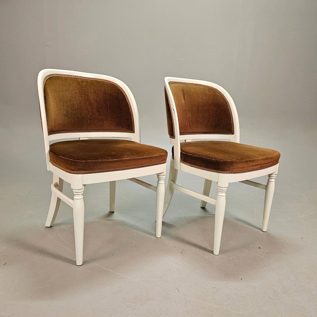 Ein Paar Stühle, ASKO, Finnland.