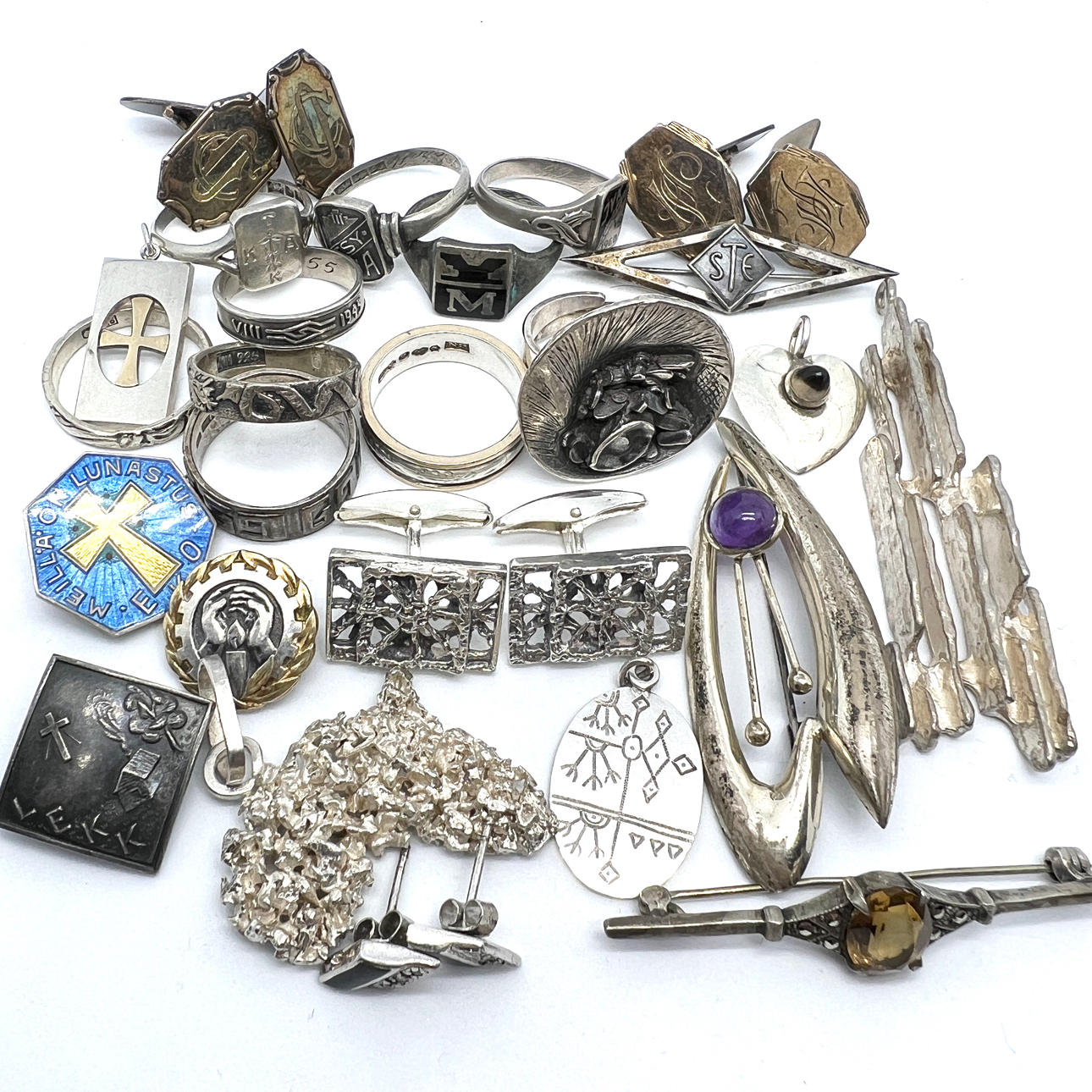 MUCHAS JOYAS DE PLATA. Bla y Pentti Sarpaneva.