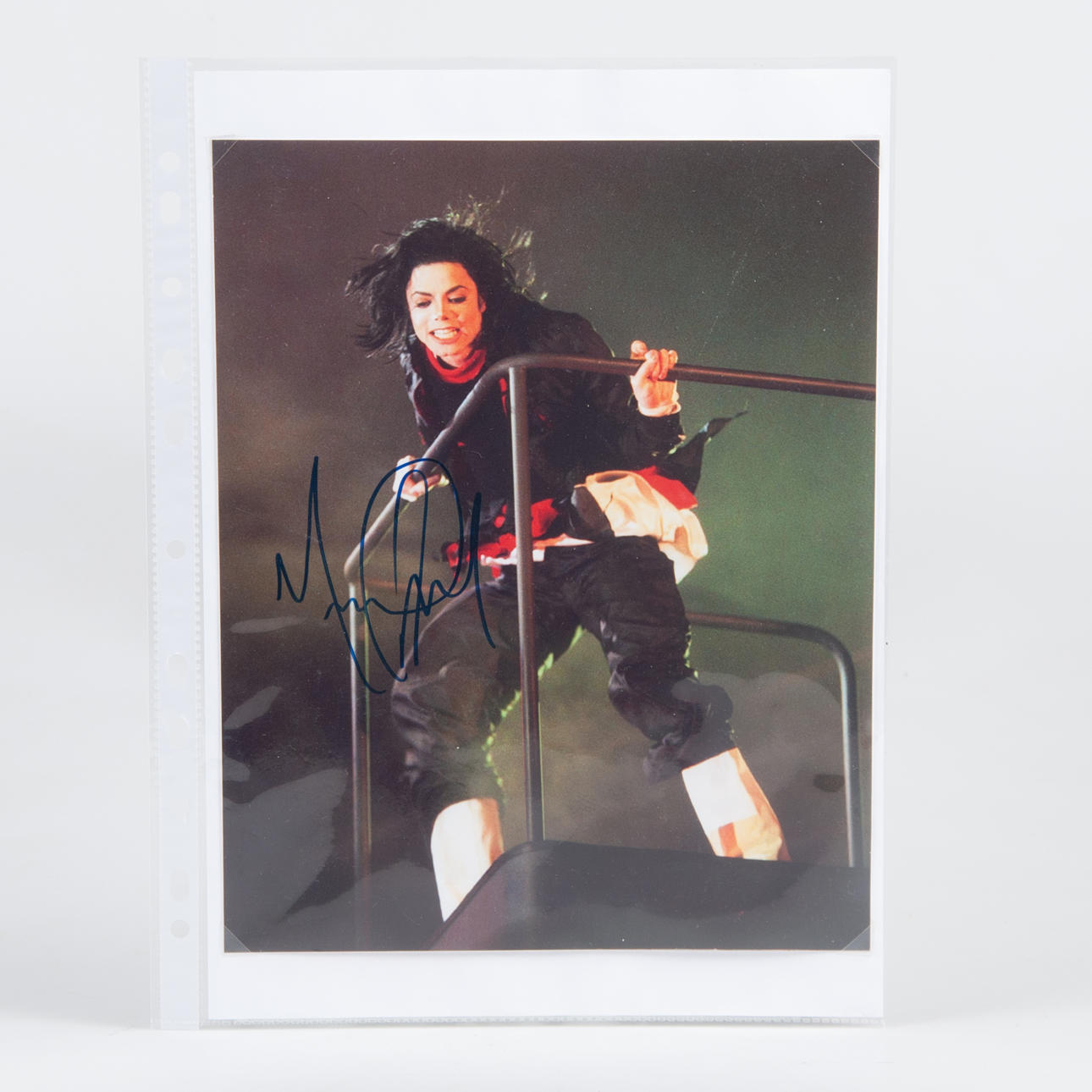 AUTOGRAMM. Michael Jackson 8 x 10 (20 x 25 cm).