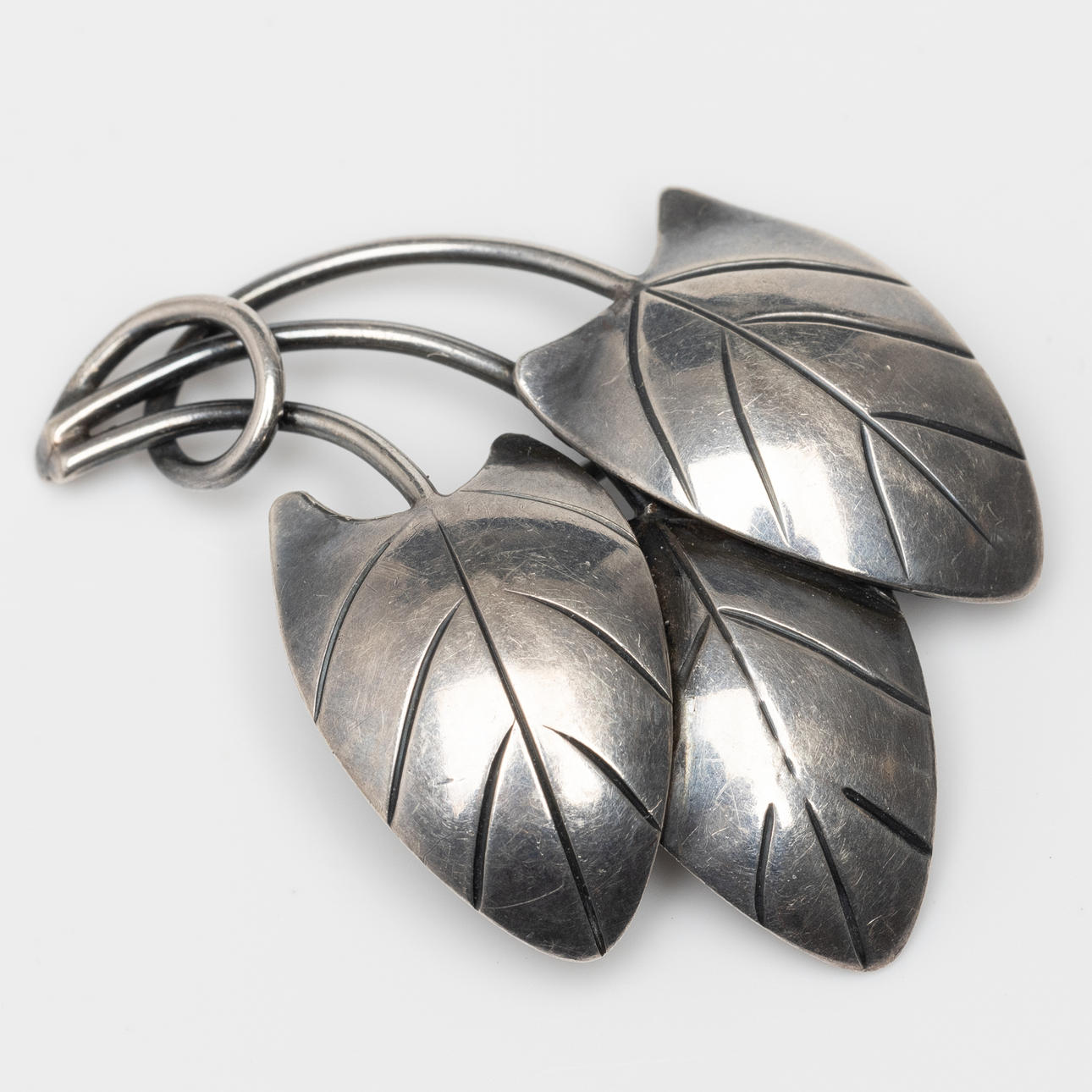 Eine silberne Vicson-Brosche, Viktor Jansson, Lindesberg, 1956.