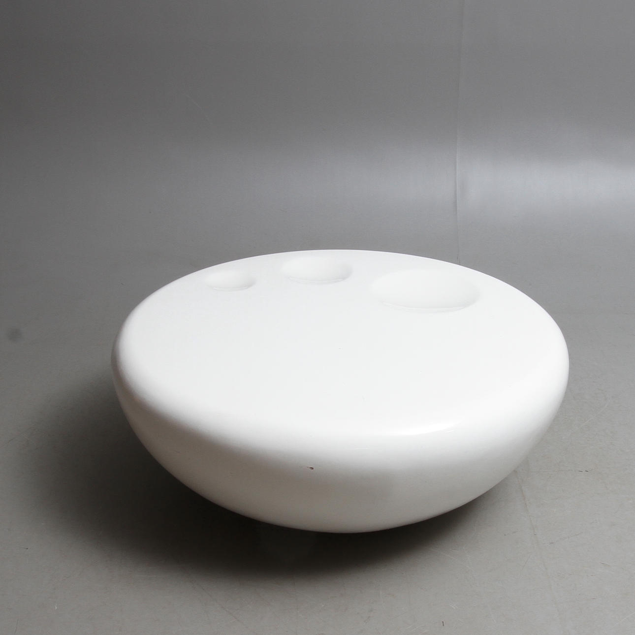 SOFFBORD, glasfiber, 1900-talets andra hälft.