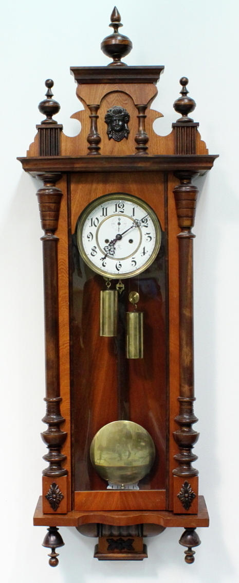 VÄGGUR, lodur, Gustav Becker, nyrenässans.