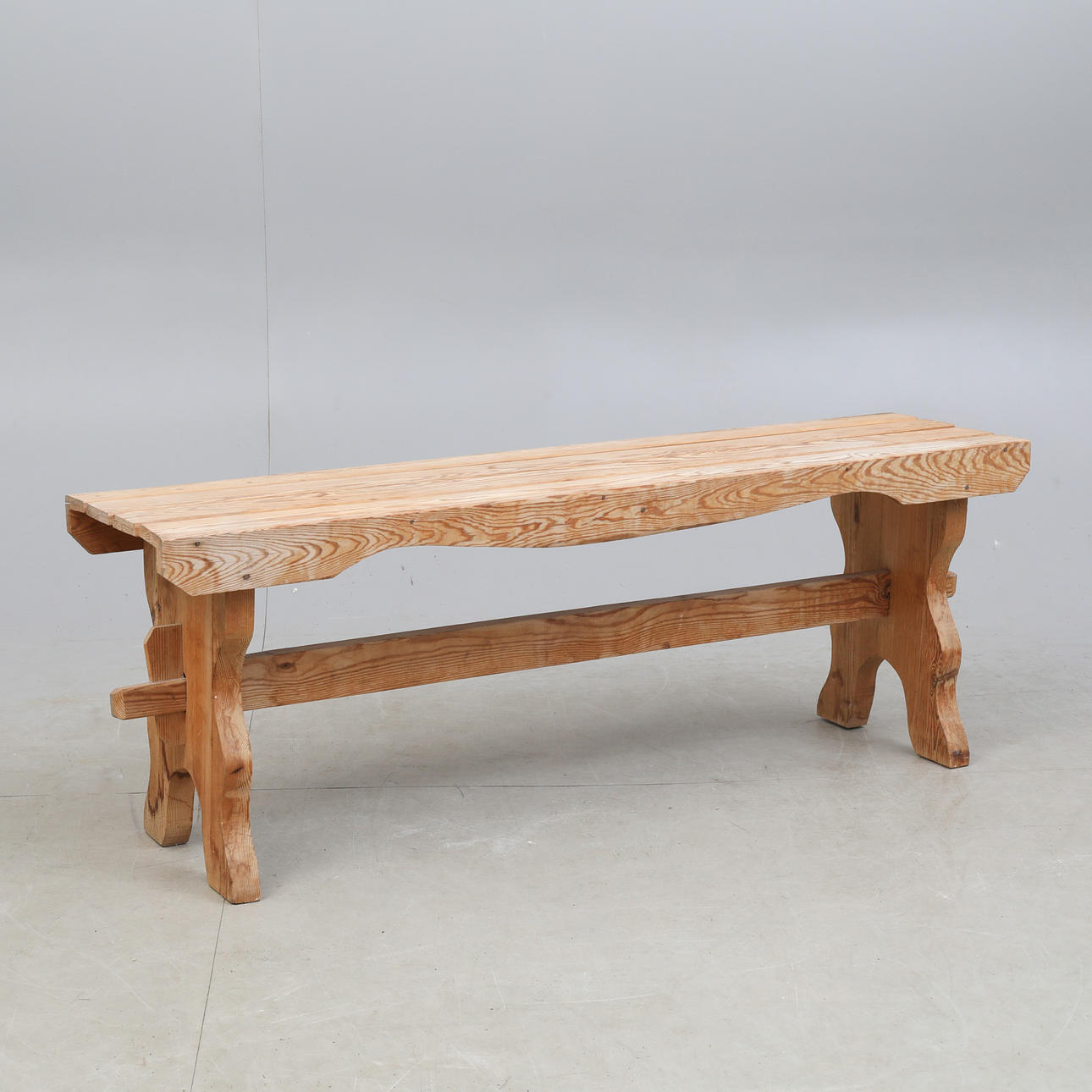 FURUBÄNK, 1900-tal.