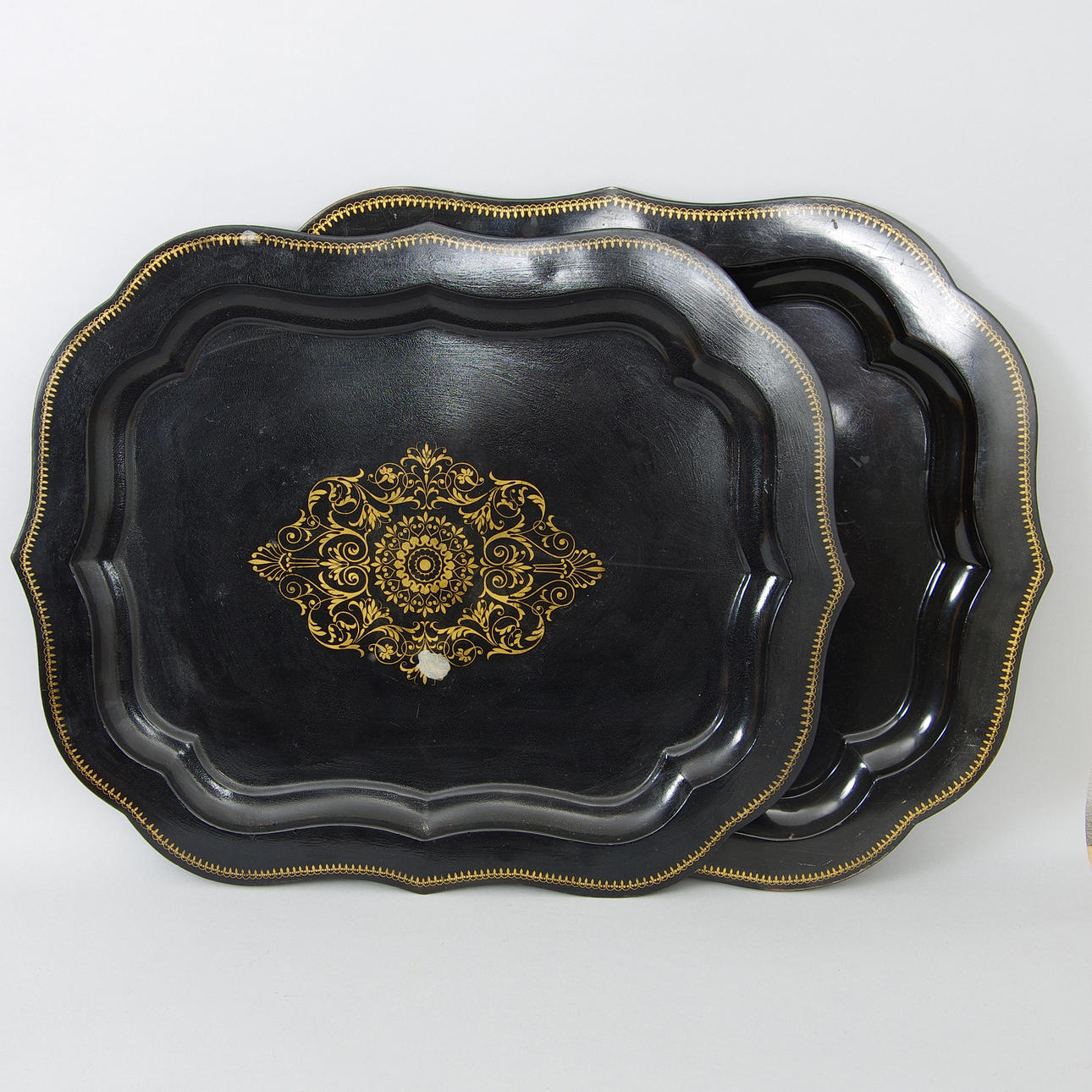 BRICKOR, målad plåt, sent 1800-tal.