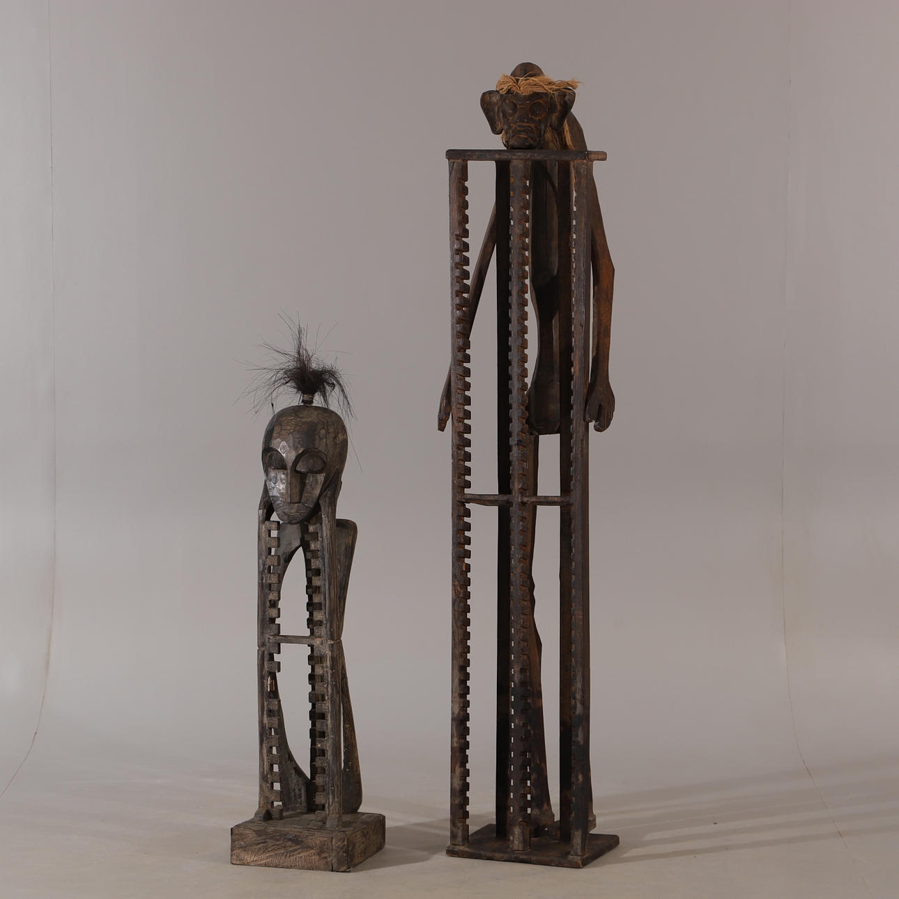 CD-Ständer, 2 Stück, Holz, Afrika.