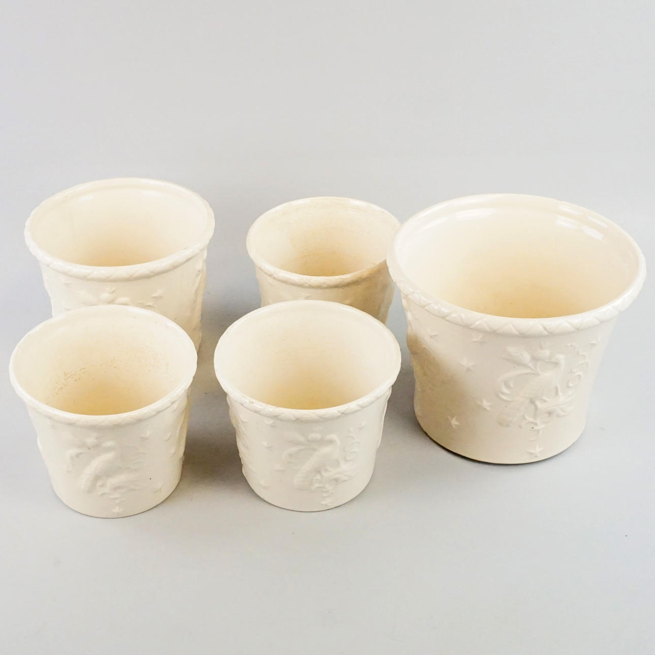 RUBEN WALLSTRÖM. Ytterfoder, 5 delar, porslin, Gefle.