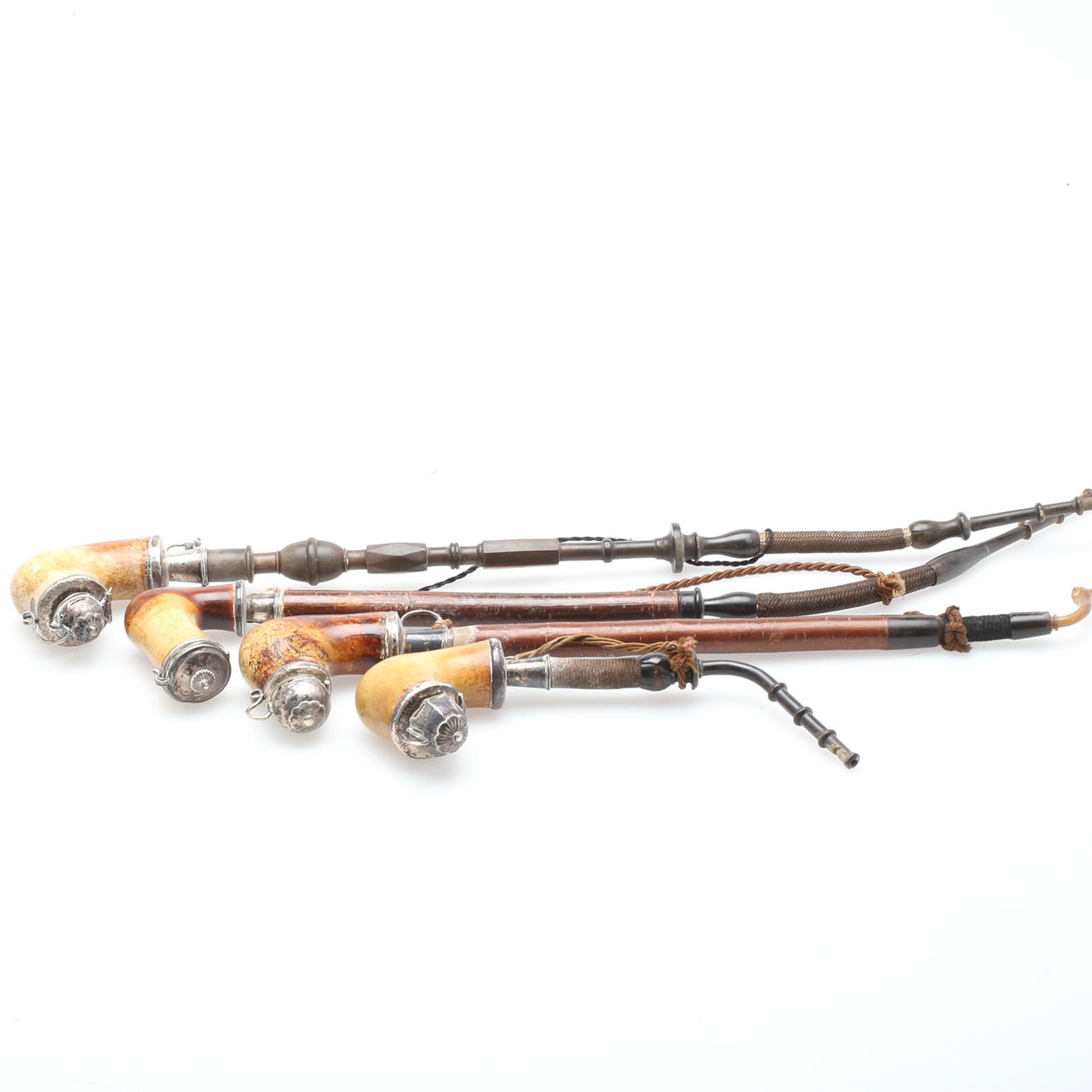 DIVERSE PIPOR, ca 18 st, 1800-tal.