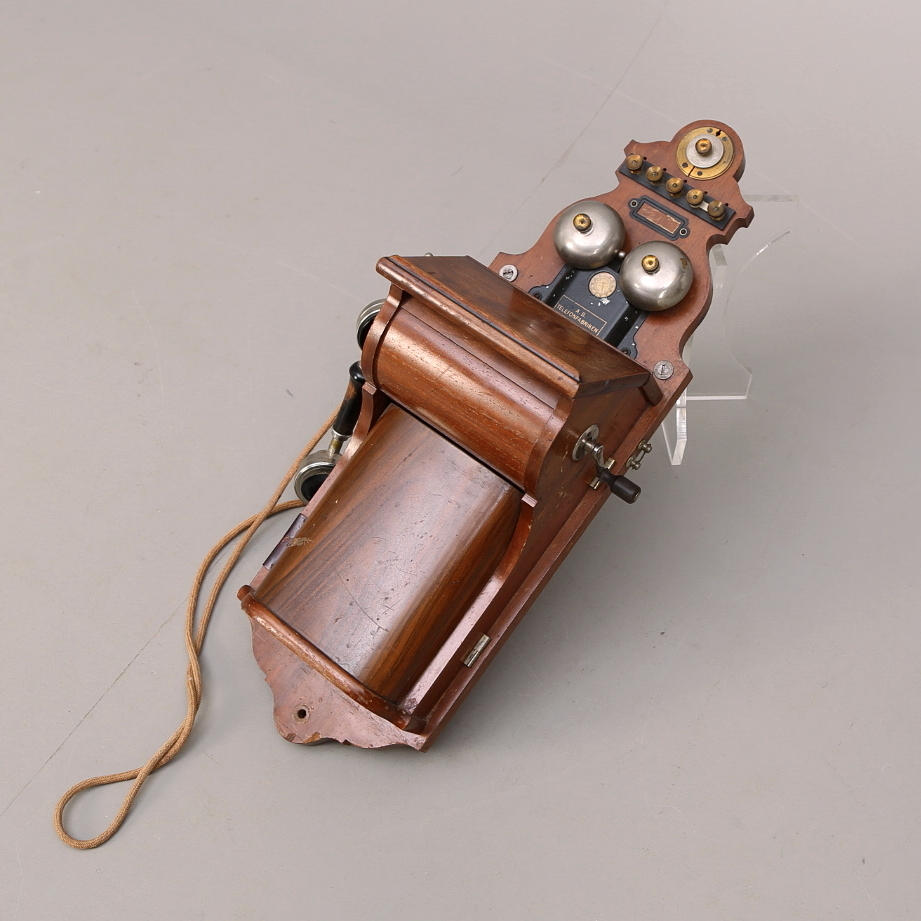 VÄGGTELEFON, A.B. Telefonfabriken, Stockholm, tidigt 1900-tal.
