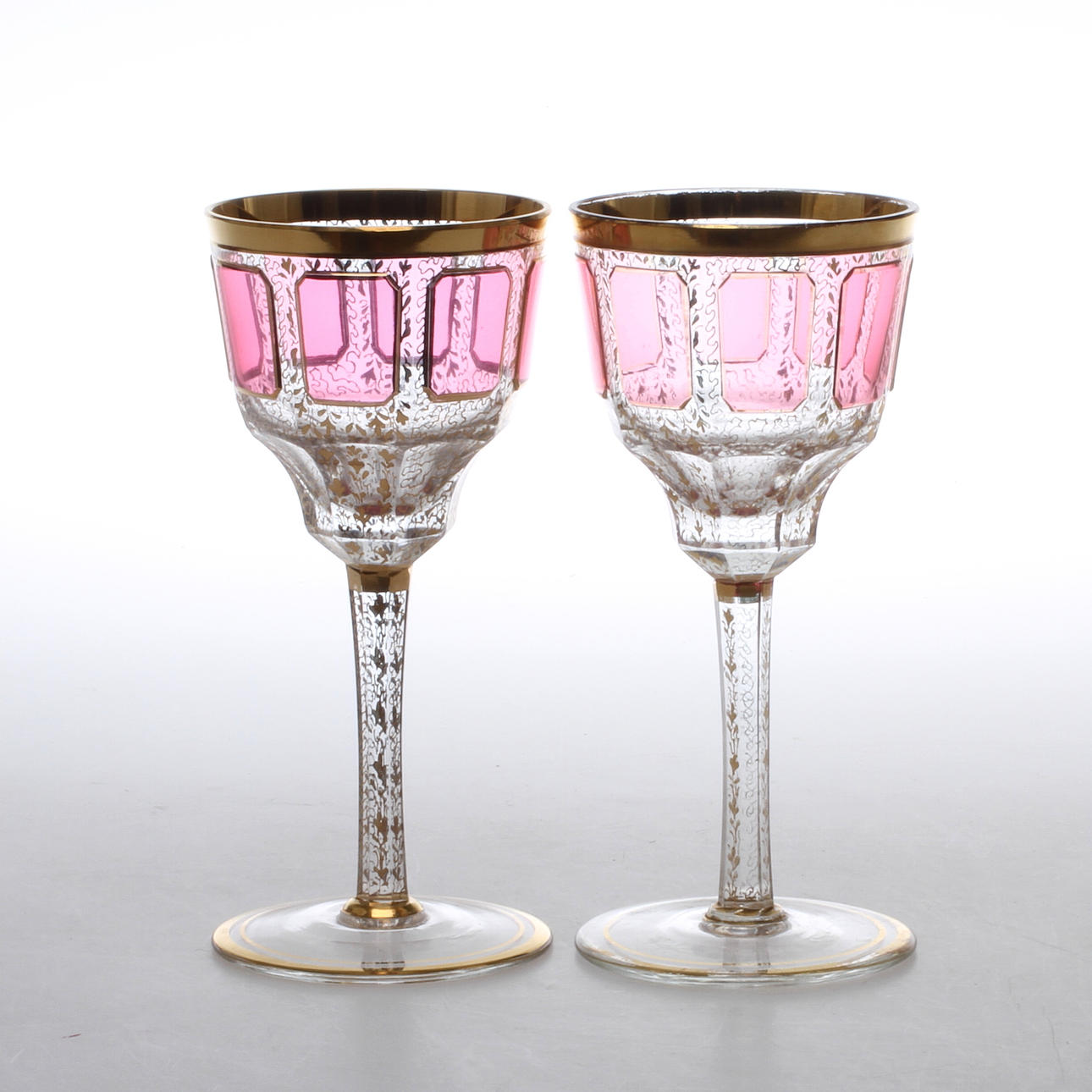 VINGLAS, 6 st, delvis målad dekor, 1900-tal.