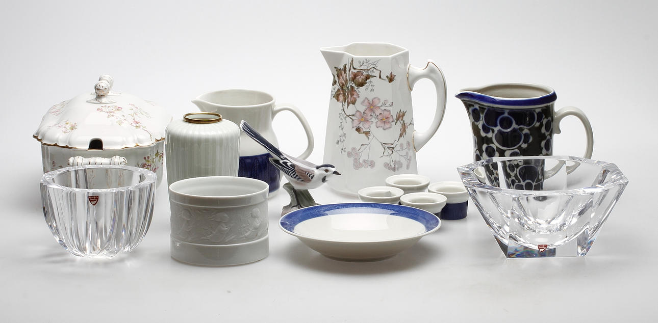 KERAMIK OCH GLAS, Orrefors, Arabia, Rörstrand, Gustafsberg, Karlskrona, Rosenthal, Bing&Gröndahl.