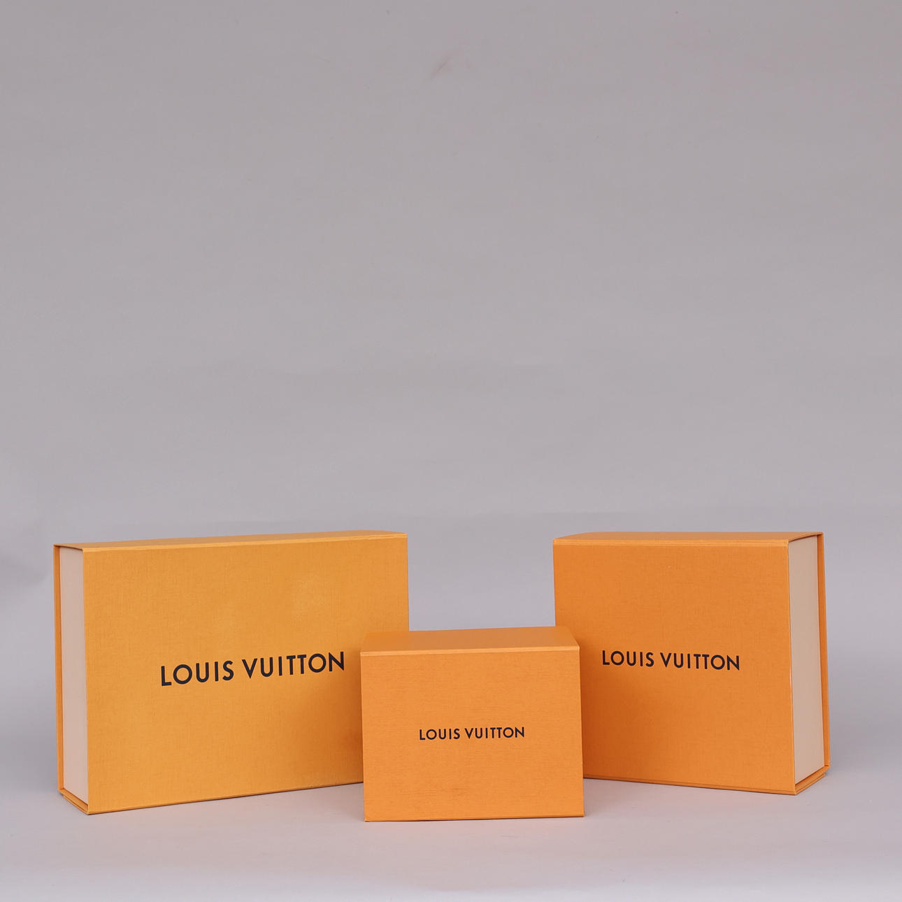 BOXAR, 3 stycken Louis Vuitton.