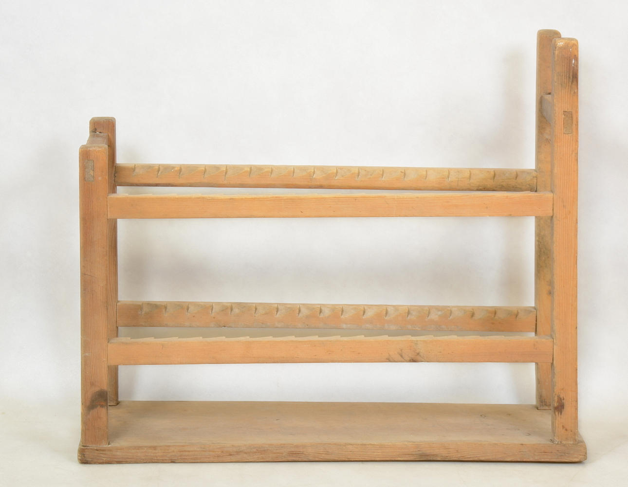 DISKSTÄLL, allmoge, 1800-talets senare hälft.