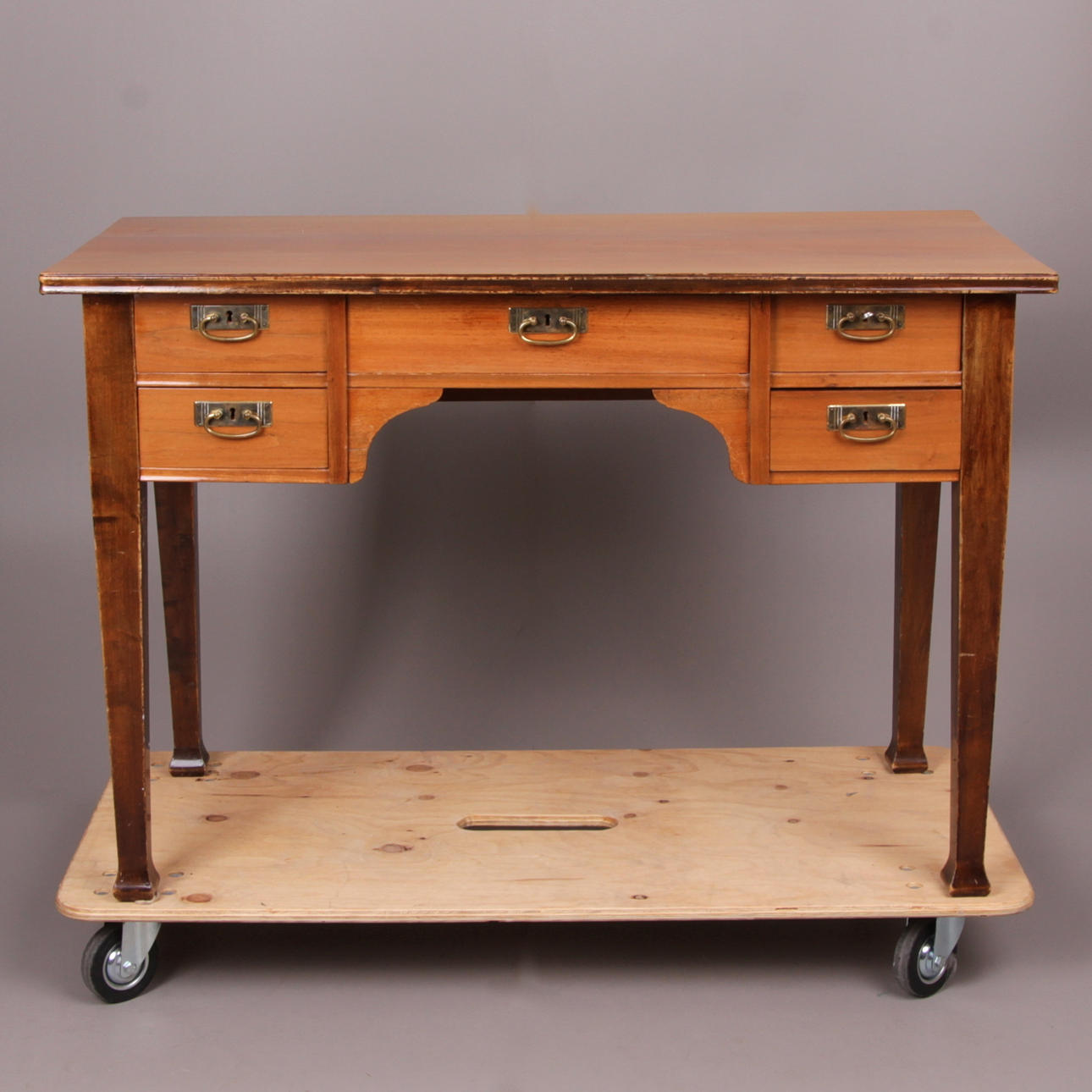 SKRIVBORD, jugend, tidigt 1900-tal.