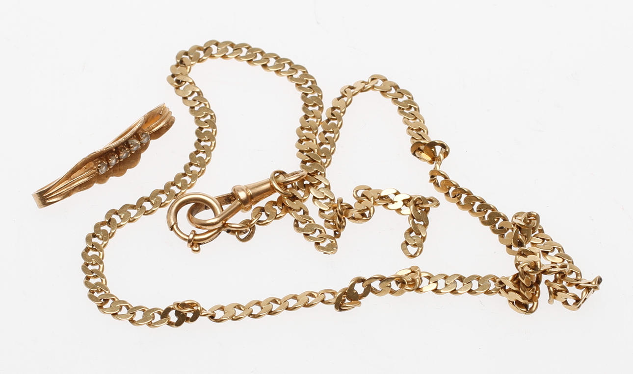 SKROT GULD, 18k, vikt ca 16,8 gram.
