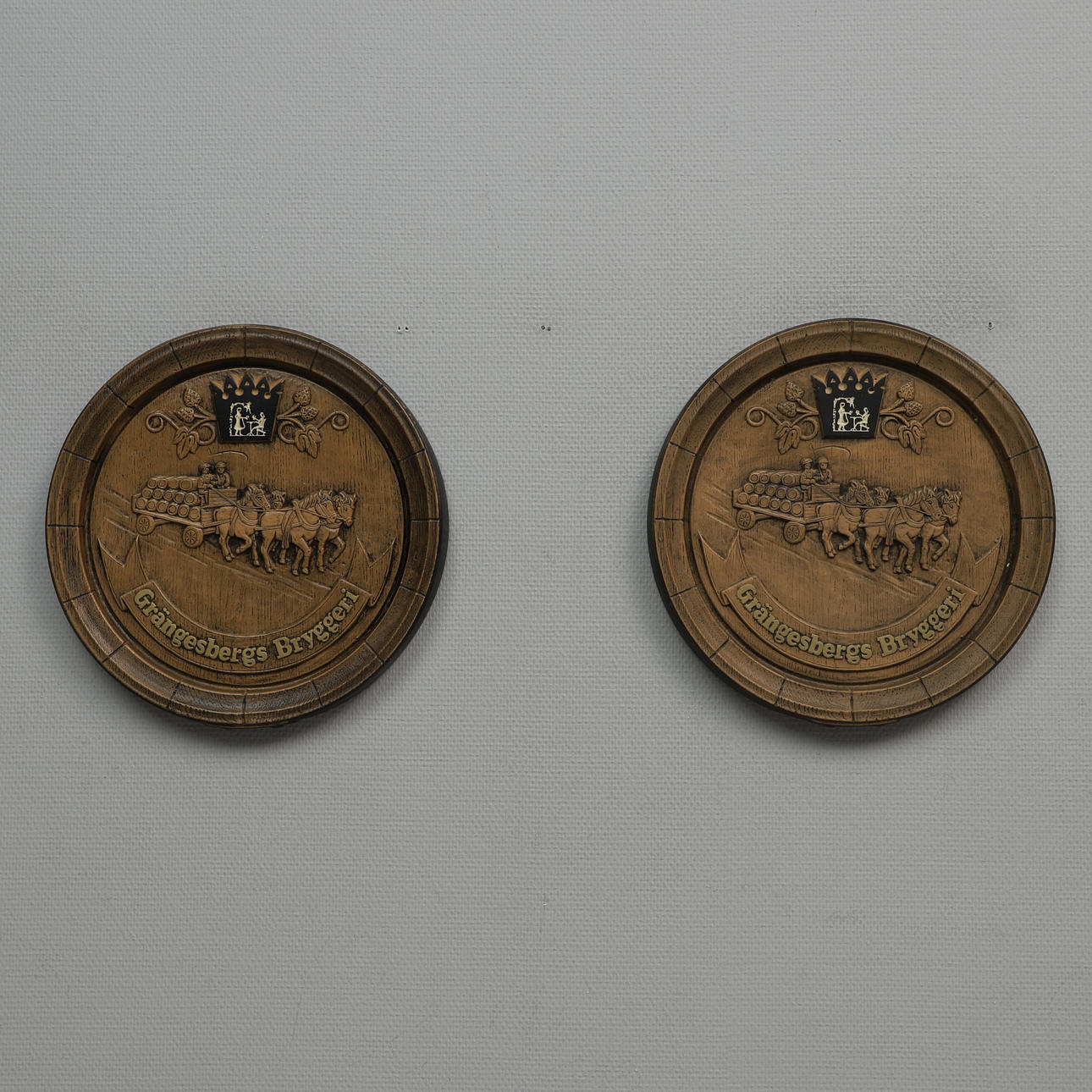 WERBESCHILDER, 2 Stück, Grängesbergs Breweri, Kunststoff.